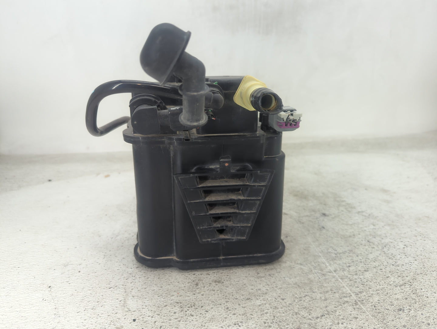 2019 Chevrolet Sonic Fuel Vapor Charcoal Canister - Oemusedautoparts1.com