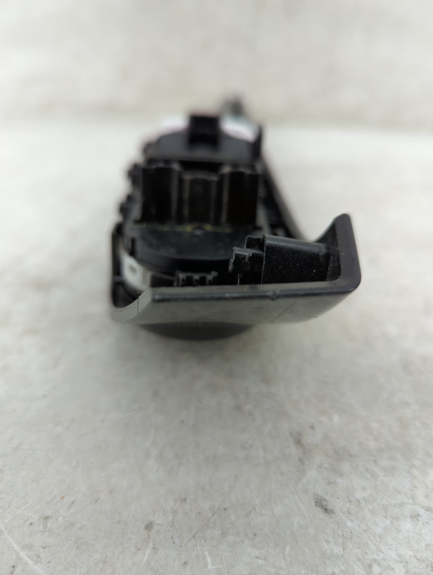 2015-2019 Chevrolet Sonic Master Power Window Switch Replacement Driver Side Left P/N:22915124 Fits OEM Used Auto Parts - Oe