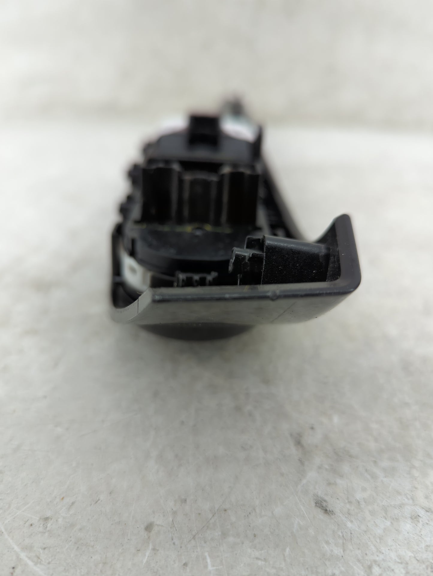 2015-2019 Chevrolet Sonic Master Power Window Switch Replacement Driver Side Left P/N:22915124 Fits OEM Used Auto Parts - Oe