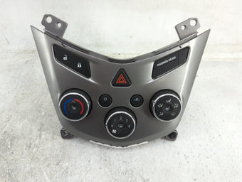 compare product 2017-2019 Chevrolet Sonic Climate Control Module Temperature AC/Heater Replacement P/N:42521801 3239800000000X Fits OEM Used Auto Parts