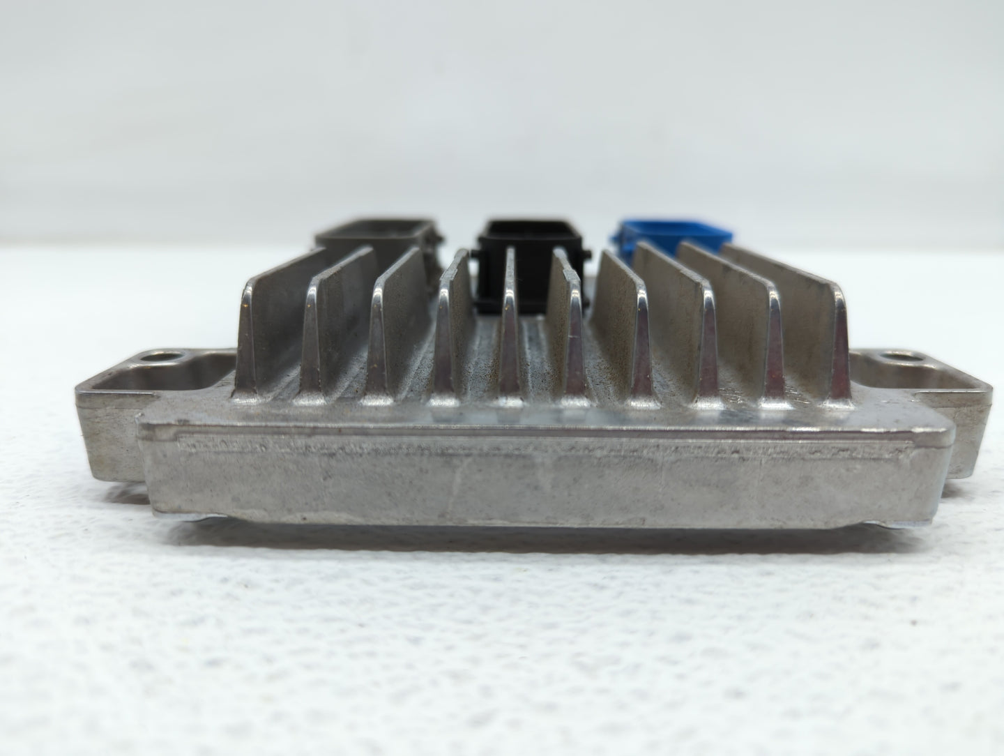 2017-2018 Chevrolet Sonic PCM Engine Control Computer ECU ECM PCU OEM P/N:12697793 12706635, 12679097 Fits Fits 2017 2018 20