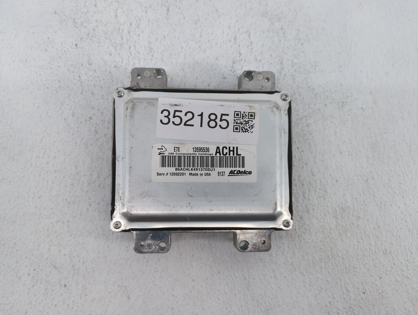 2017-2018 Chevrolet Sonic PCM Engine Control Computer ECU ECM PCU OEM P/N:12697793 12706635, 12679097 Fits Fits 2017 2018 20