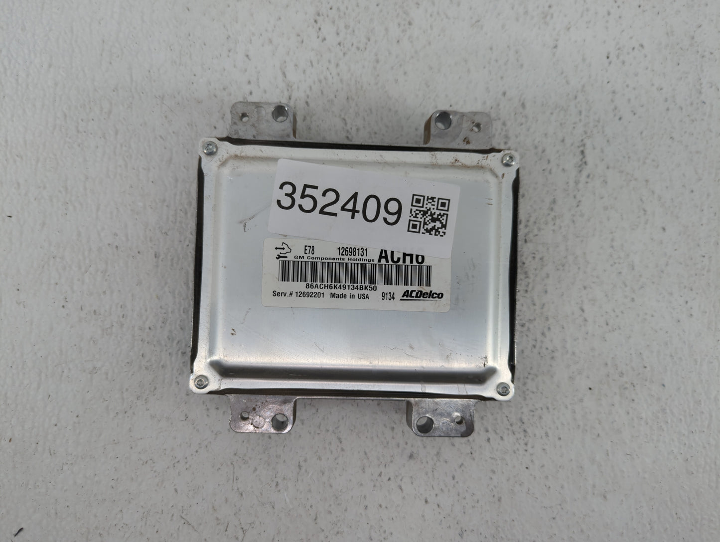 2017-2019 Chevrolet Sonic PCM Engine Control Computer ECU ECM PCU OEM P/N:12692201 12697793 Fits Fits 2017 2018 2019 2020 20