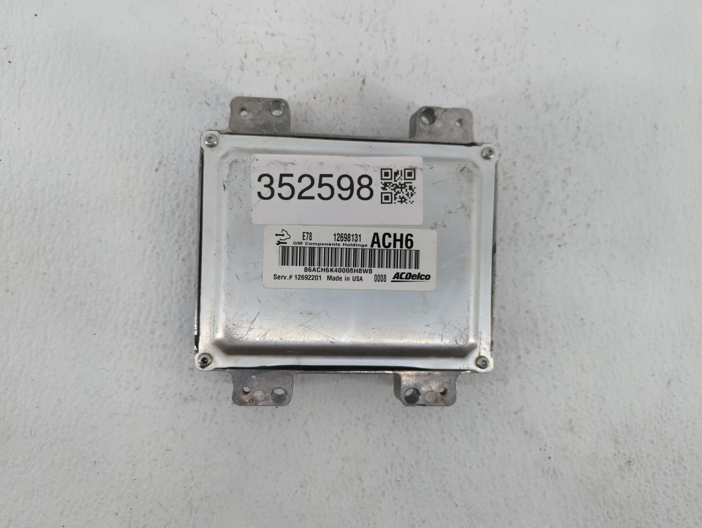 2017-2018 Chevrolet Sonic PCM Engine Control Computer ECU ECM PCU OEM P/N:12697793 12706635, 12679097 Fits Fits 2017 2018 20