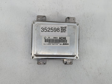 2017-2018 Chevrolet Sonic PCM Engine Control Computer ECU ECM PCU OEM P/N:12697793 12706635, 12679097 Fits Fits 2017 2018 20