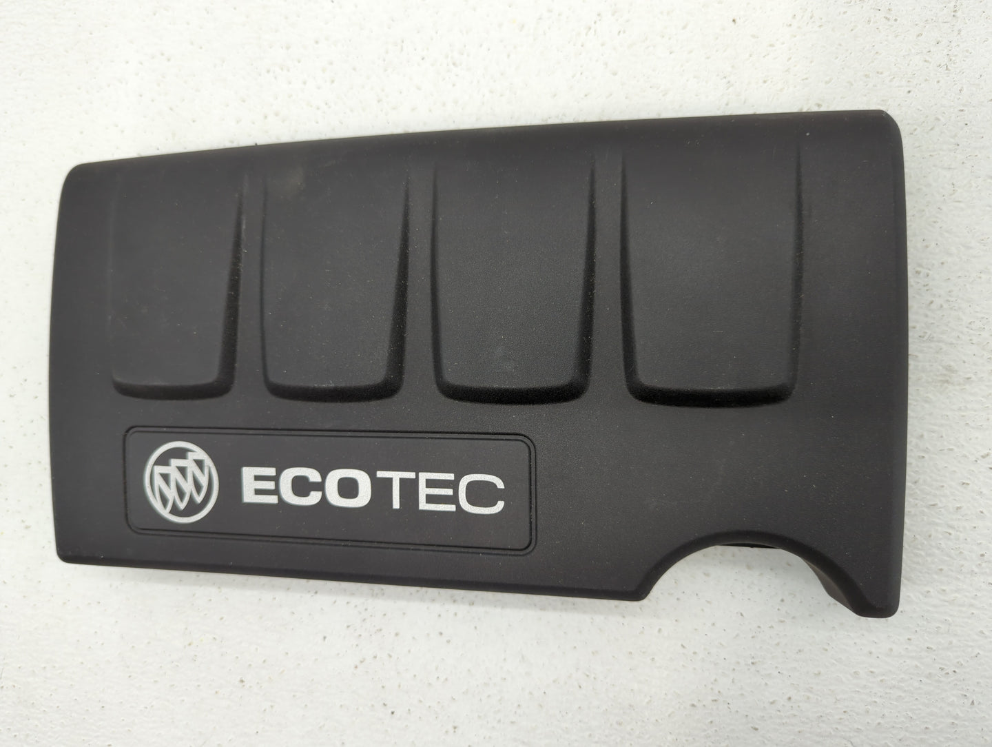 2019 Chevrolet Sonic Engine Cover - Oemusedautoparts1.com