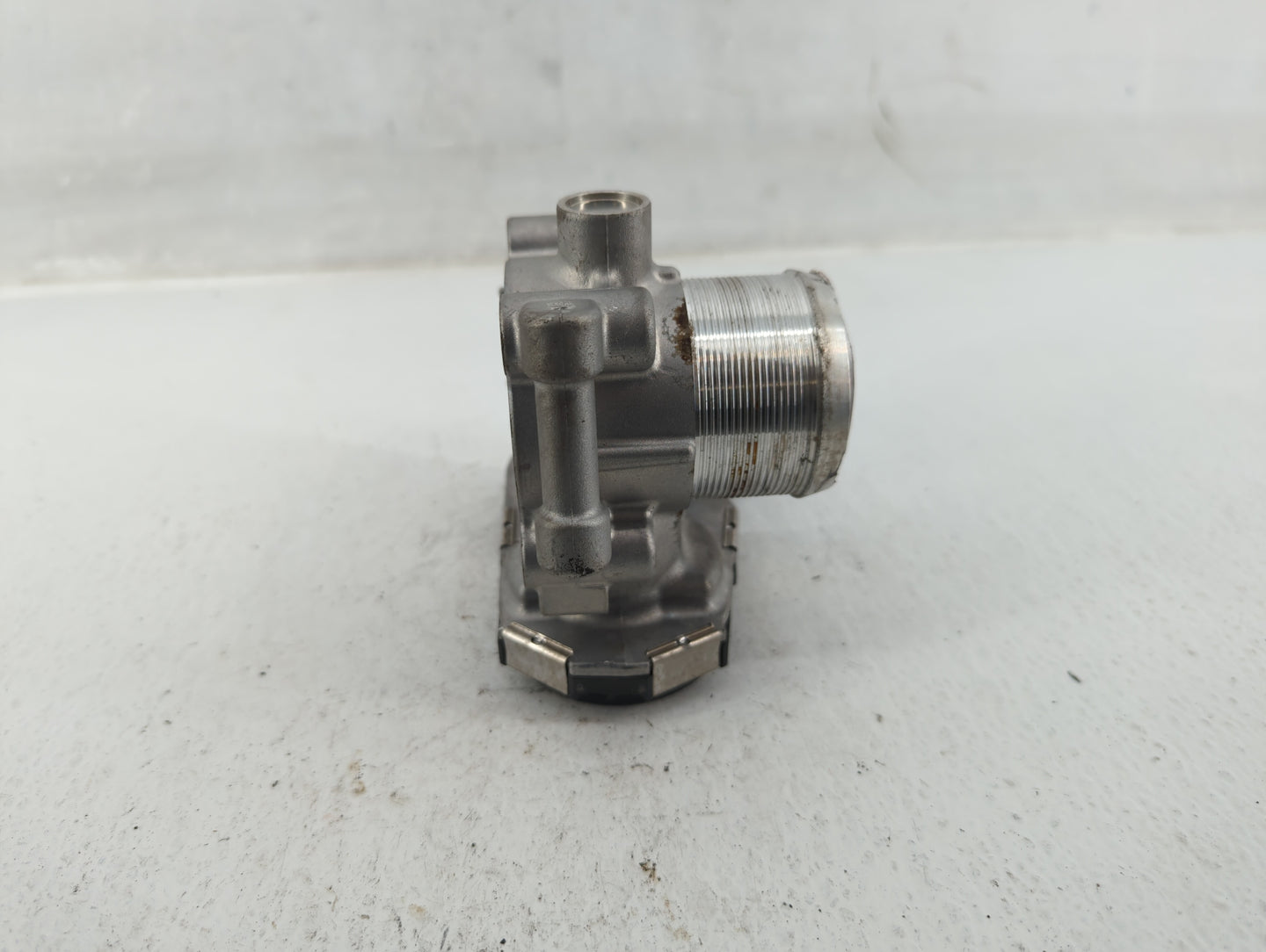2012-2019 Chevrolet Sonic Throttle Body P/N:55565489 0280750499 Fits Fits 2011 2012 2013 2014 2015 2016 2017 2018 2019 2020 