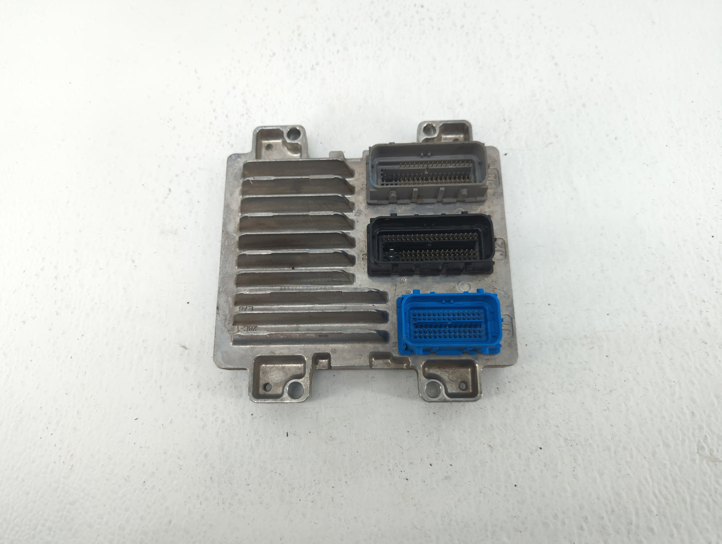 2017-2019 Chevrolet Sonic PCM Engine Control Computer ECU ECM PCU OEM P/N:12695536 Fits Fits 2017 2018 2019 2020 2021 OEM Us