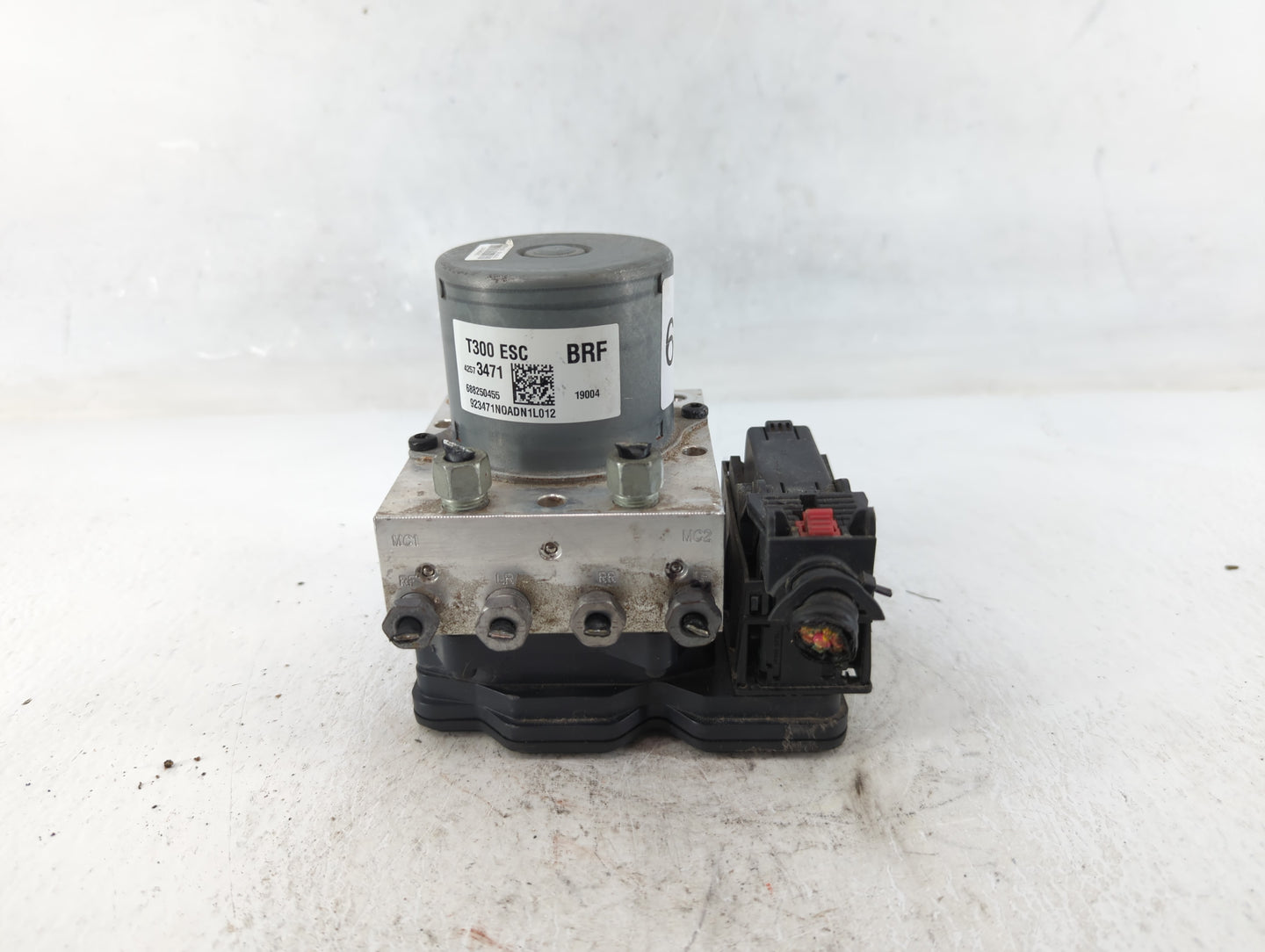 2017-2019 Chevrolet Sonic ABS Pump Control Module Replacement P/N:42573471 Fits Fits 2017 2018 2019 OEM Used Auto Parts - Oe