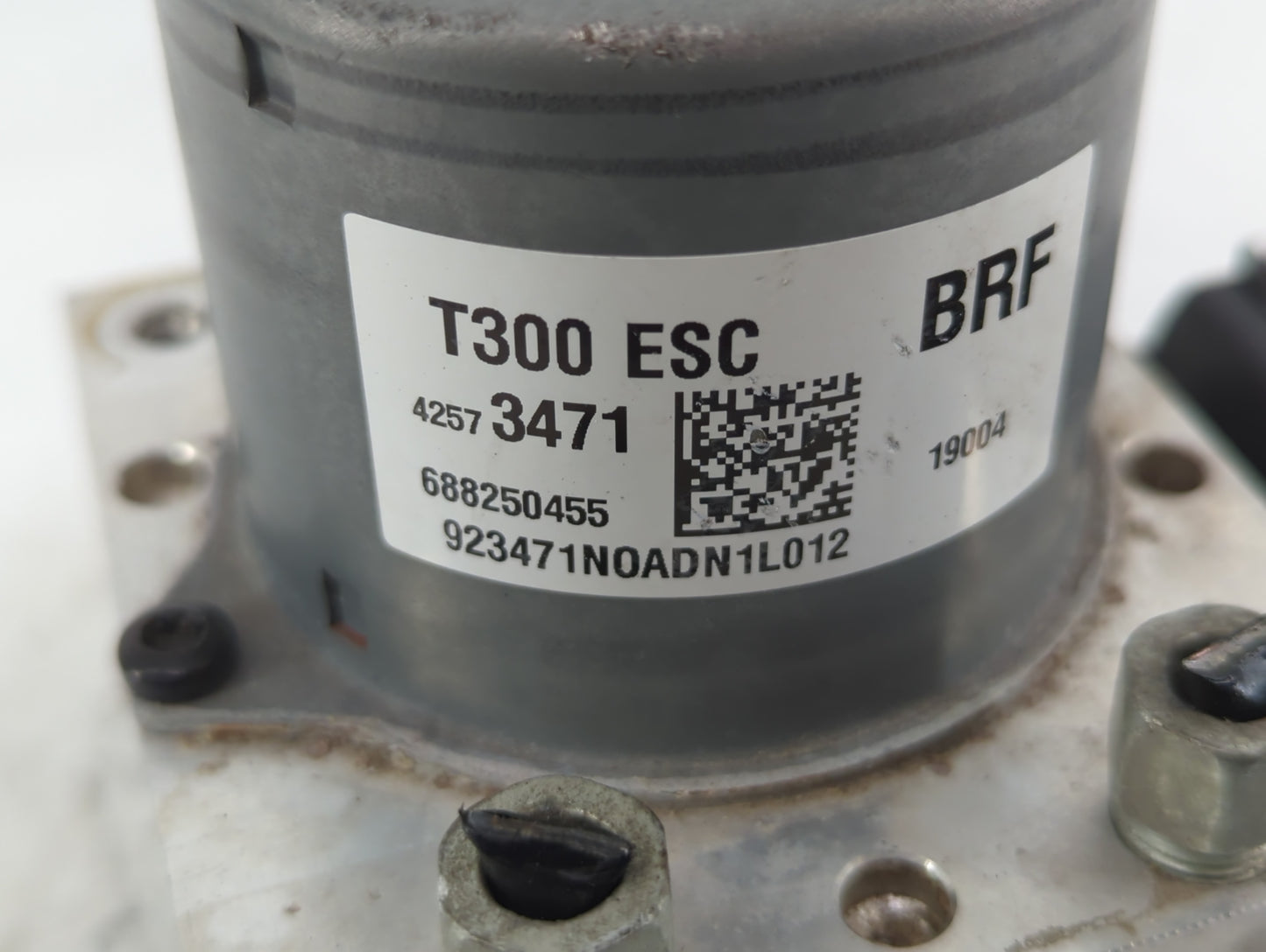 2017-2019 Chevrolet Sonic ABS Pump Control Module Replacement P/N:42573471 Fits Fits 2017 2018 2019 OEM Used Auto Parts - Oe
