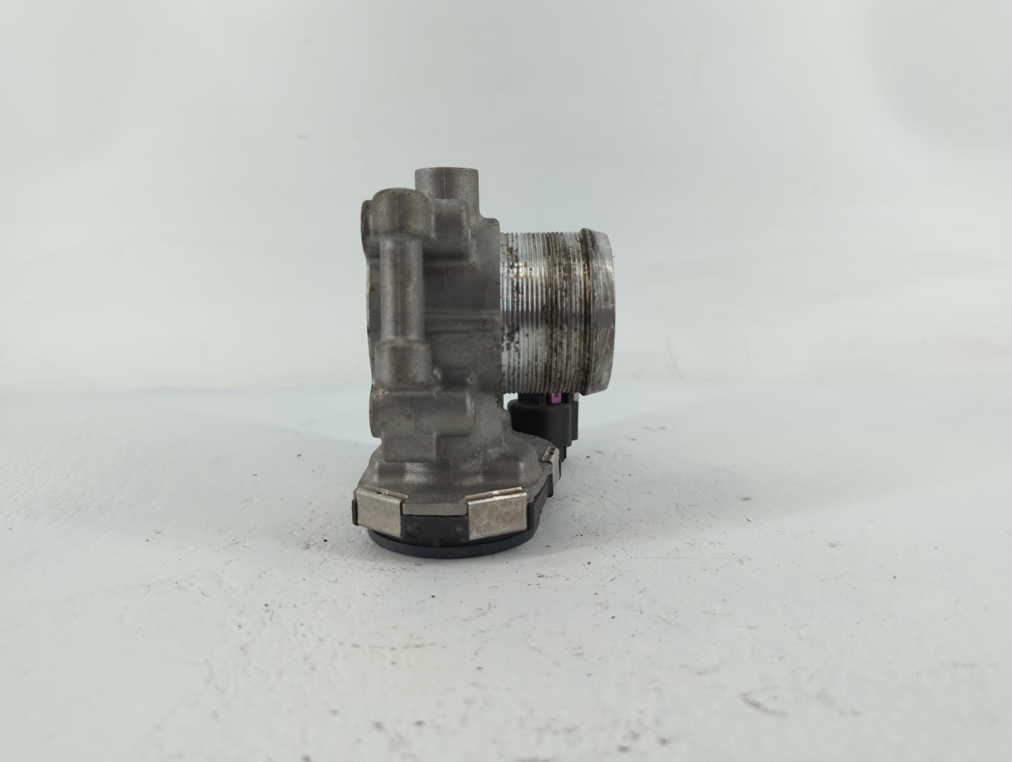 2012-2019 Chevrolet Sonic Throttle Body P/N:0 280 750 499 55565489 Fits OEM Used Auto Parts - Oemusedautoparts1.com