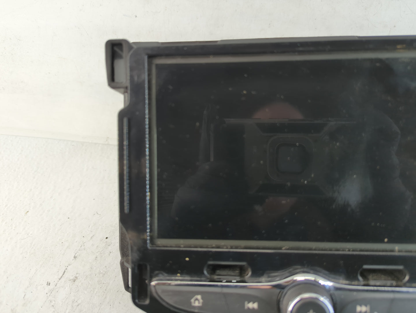 2018-2019 Chevrolet Sonic Am Fm Cd Player Radio Receiver - Oemusedautoparts1.com