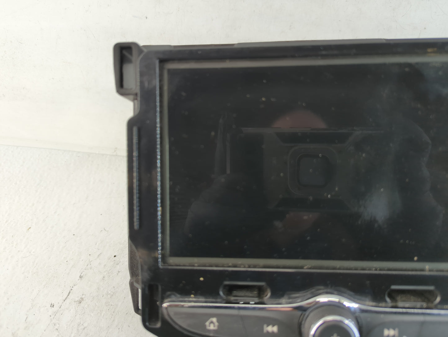 2018-2019 Chevrolet Sonic Am Fm Cd Player Radio Receiver - Oemusedautoparts1.com