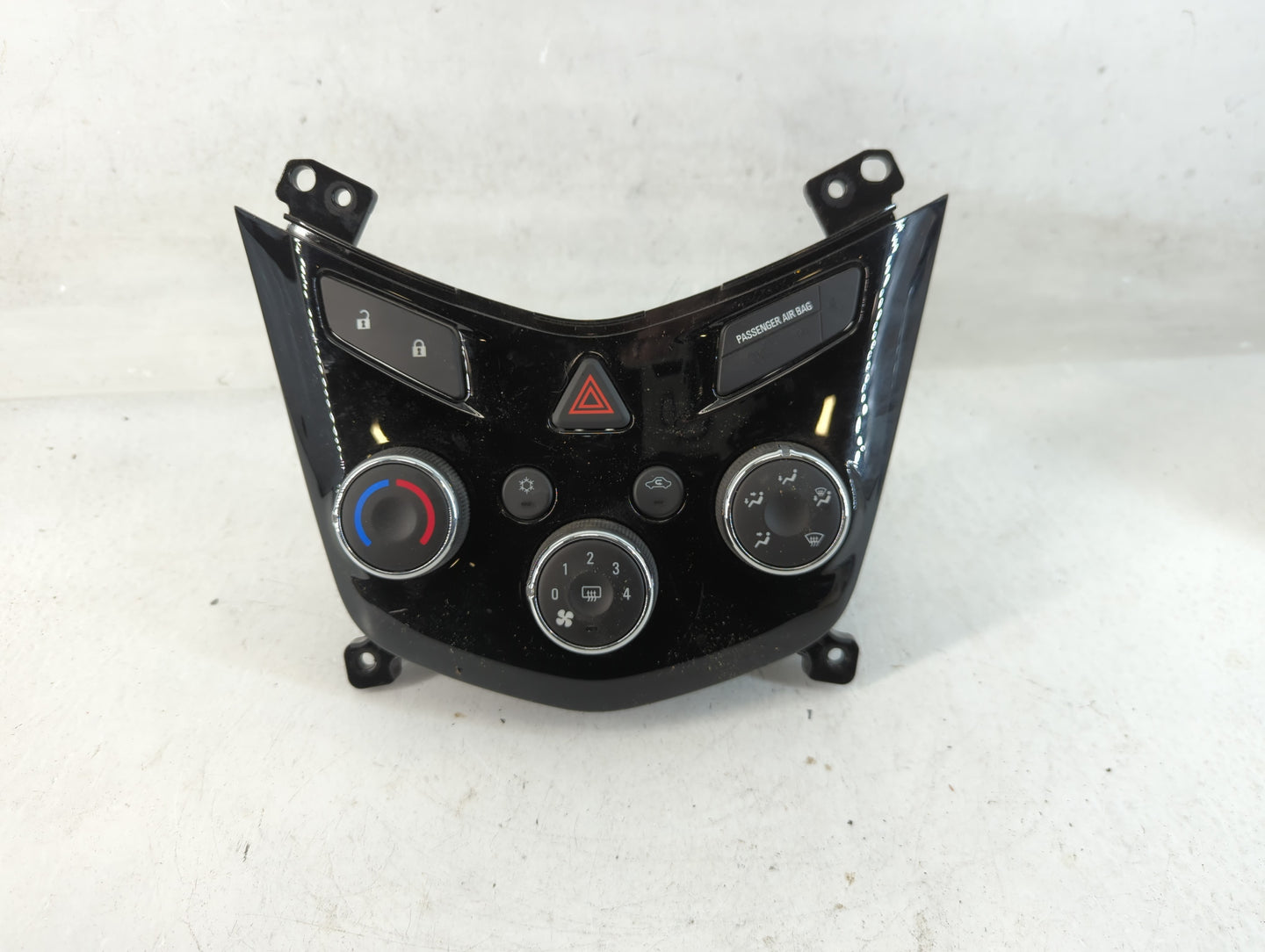 2017-2019 Chevrolet Sonic Climate Control Module Temperature AC/Heater Replacement P/N:425521463 Fits Fits 2017 2018 2019 OE
