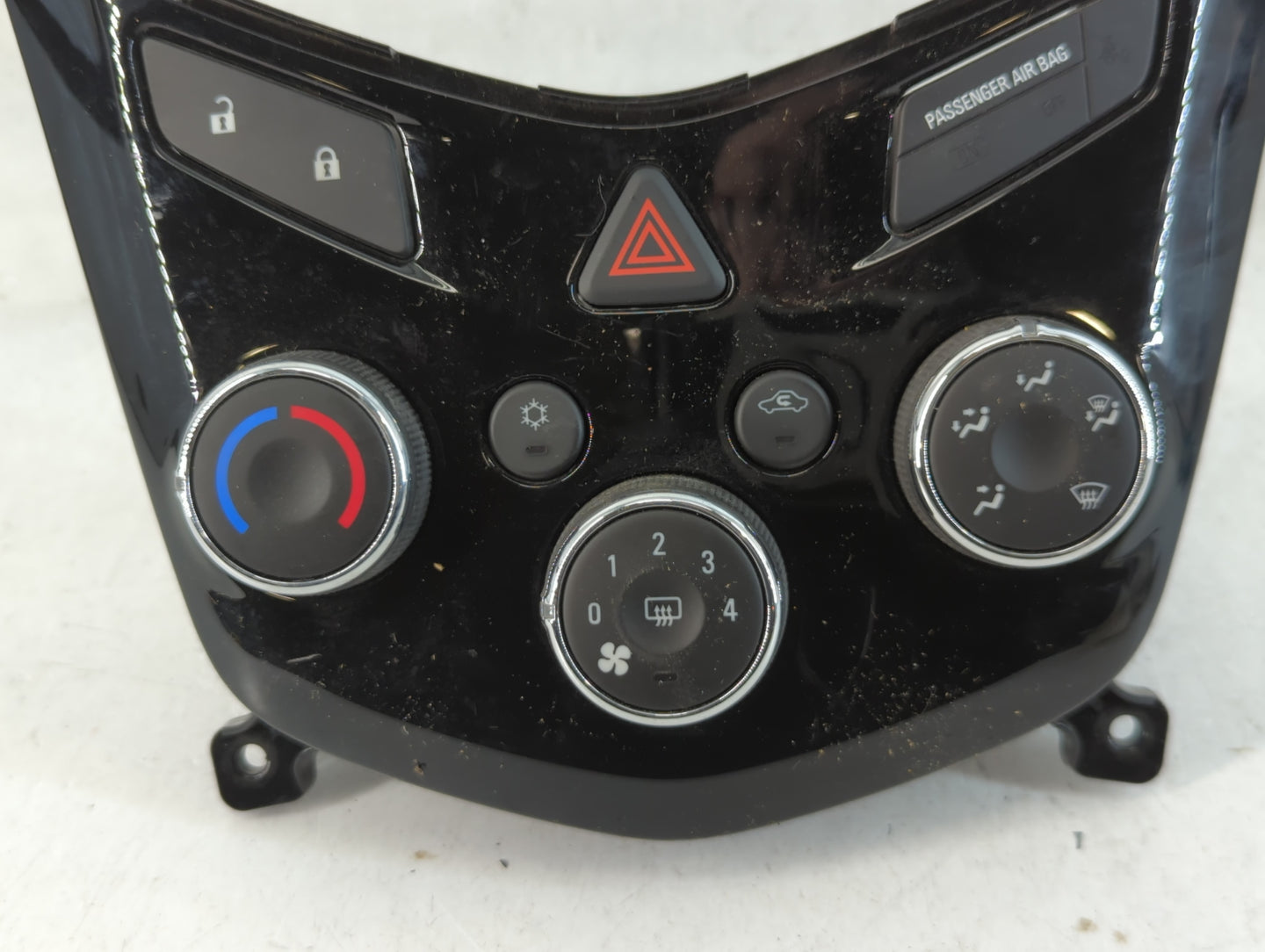 2017-2019 Chevrolet Sonic Climate Control Module Temperature AC/Heater Replacement P/N:425521463 Fits Fits 2017 2018 2019 OE