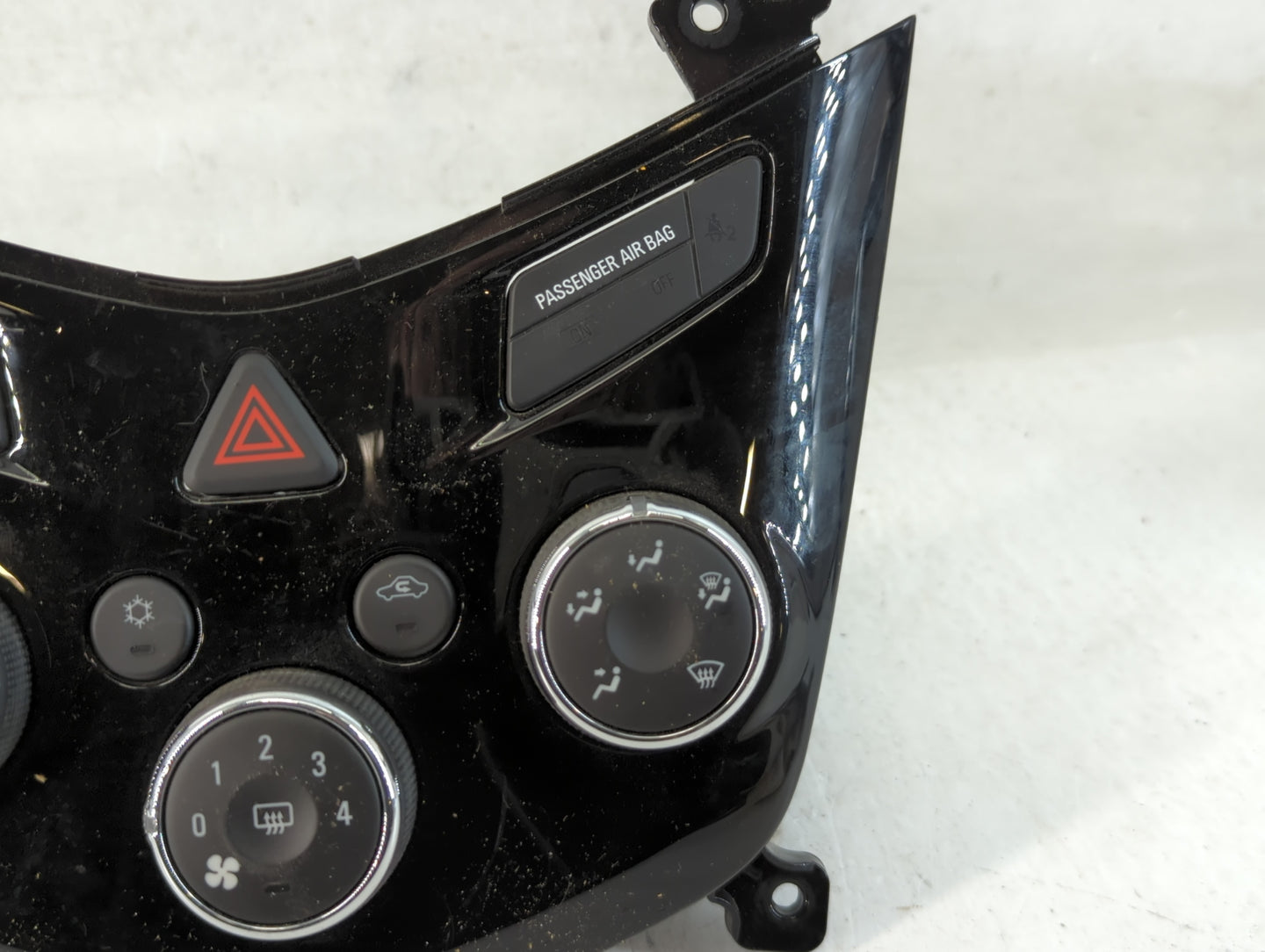 2017-2019 Chevrolet Sonic Climate Control Module Temperature AC/Heater Replacement P/N:425521463 Fits Fits 2017 2018 2019 OE