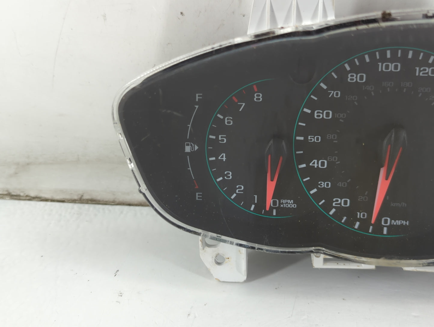 2017-2019 Chevrolet Sonic Instrument Cluster Speedometer Gauges P/N:688437714 42574339 Fits Fits 2017 2018 2019 OEM Used Aut