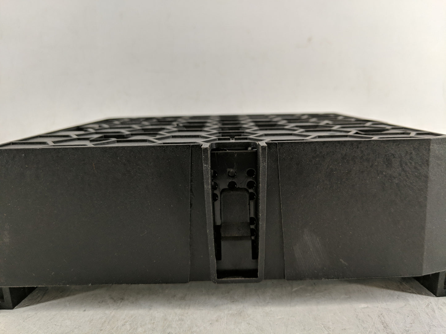 2019 Chevrolet Spark Radio AM FM Cd Player Receiver Replacement P/N:42670573 Fits OEM Used Auto Parts - Oemusedautoparts1.co