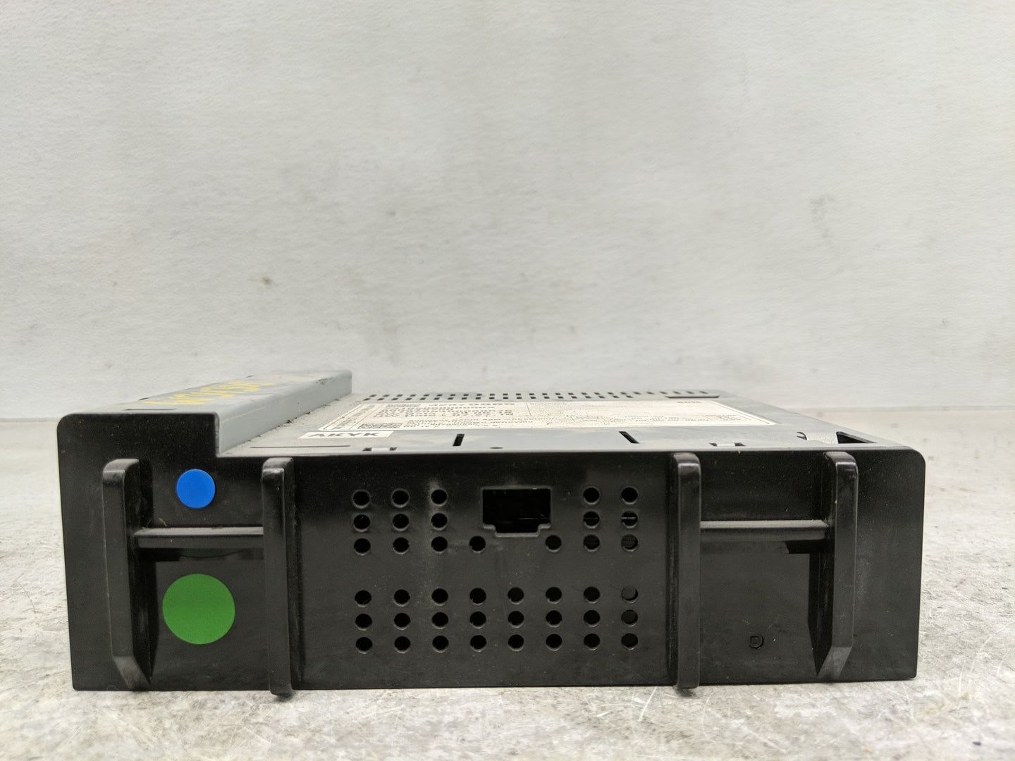 2019 Chevrolet Spark Radio AM FM Cd Player Receiver Replacement P/N:8H1X1900-693889 Fits OEM Used Auto Parts - Oemusedautopa