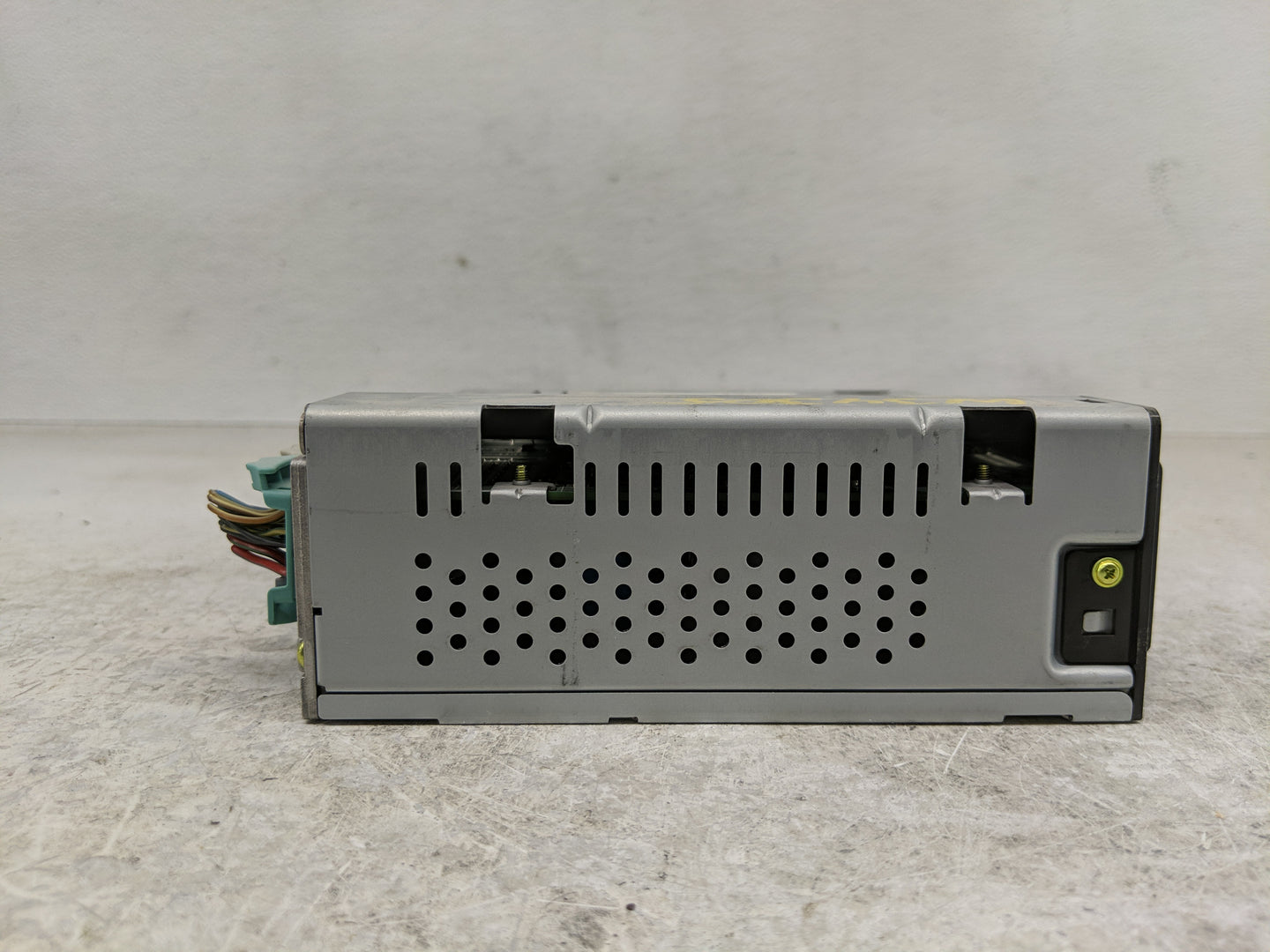 2019 Chevrolet Spark Radio AM FM Cd Player Receiver Replacement P/N:8H1X1900-693889 Fits OEM Used Auto Parts - Oemusedautopa
