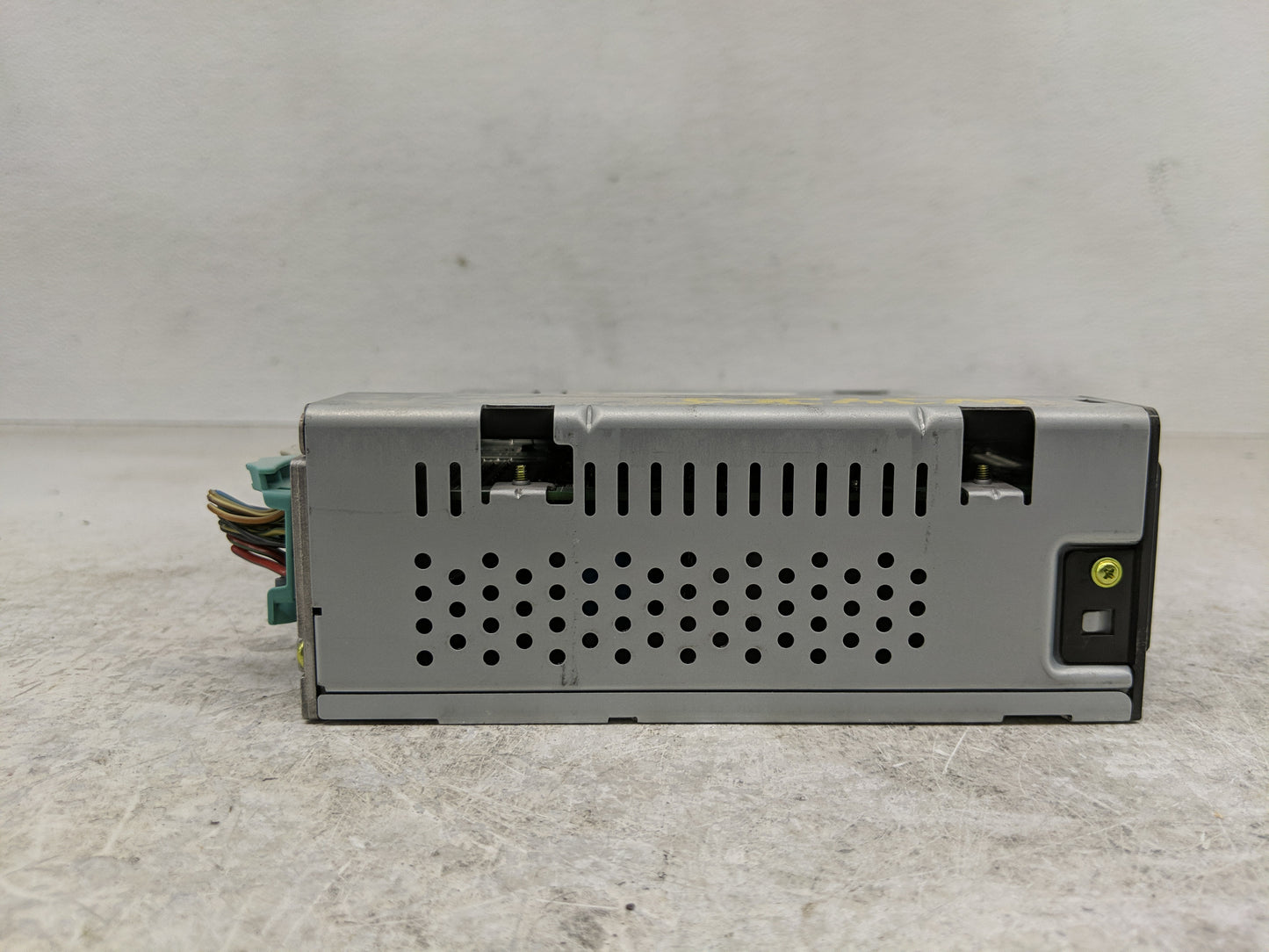 2019 Chevrolet Spark Radio AM FM Cd Player Receiver Replacement P/N:8H1X1900-693889 Fits OEM Used Auto Parts - Oemusedautopa