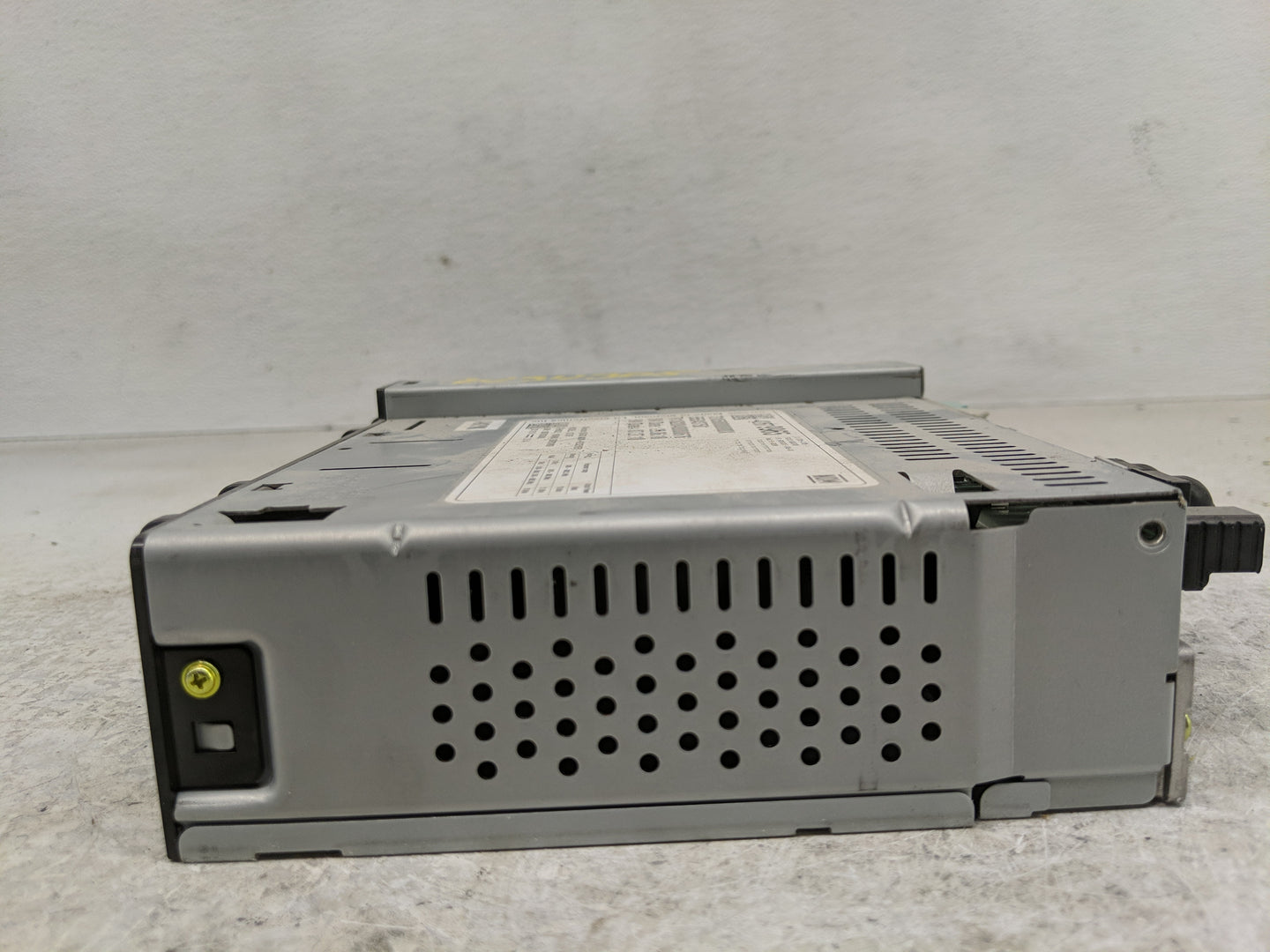 2019 Chevrolet Spark Radio AM FM Cd Player Receiver Replacement P/N:8H1X1900-693889 Fits OEM Used Auto Parts - Oemusedautopa