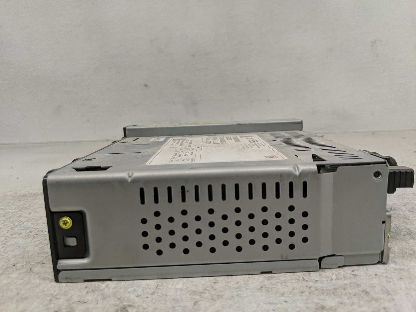 2019 Chevrolet Spark Radio AM FM Cd Player Receiver Replacement P/N:8H1X1900-693889 Fits OEM Used Auto Parts - Oemusedautopa