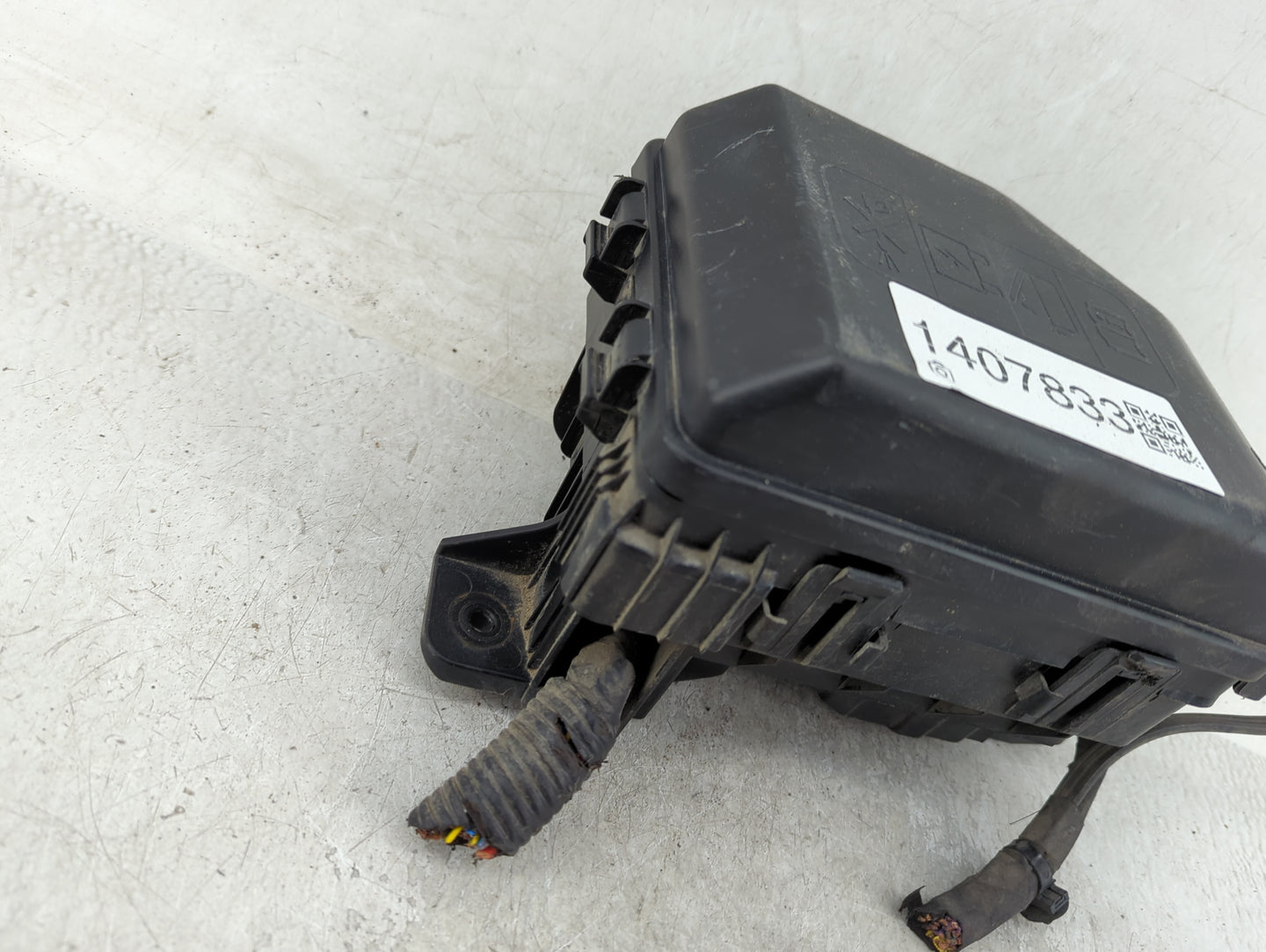 2019-2022 Chevrolet Spark Fusebox Fuse Box Panel Relay Module Fits Fits 2019 2020 2021 2022 OEM Used Auto Parts - Oemusedaut