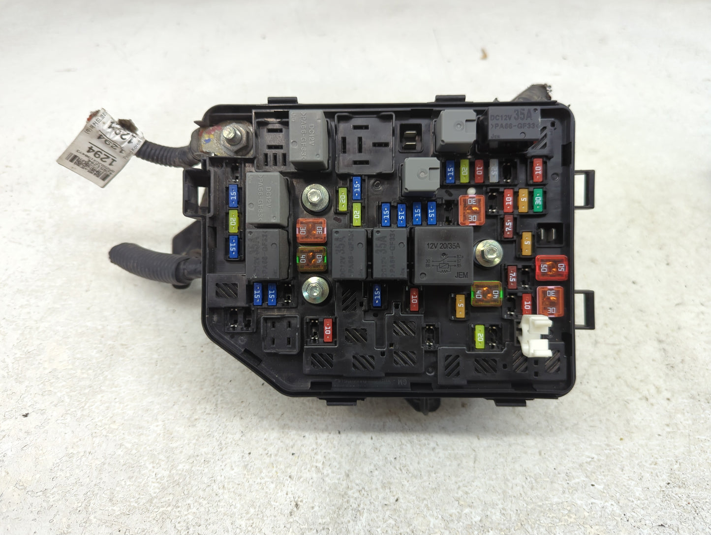 2017-2019 Chevrolet Spark Fusebox Fuse Box Panel Relay Module P/N:42686362 Fits Fits 2017 2018 2019 OEM Used Auto Parts - Oe