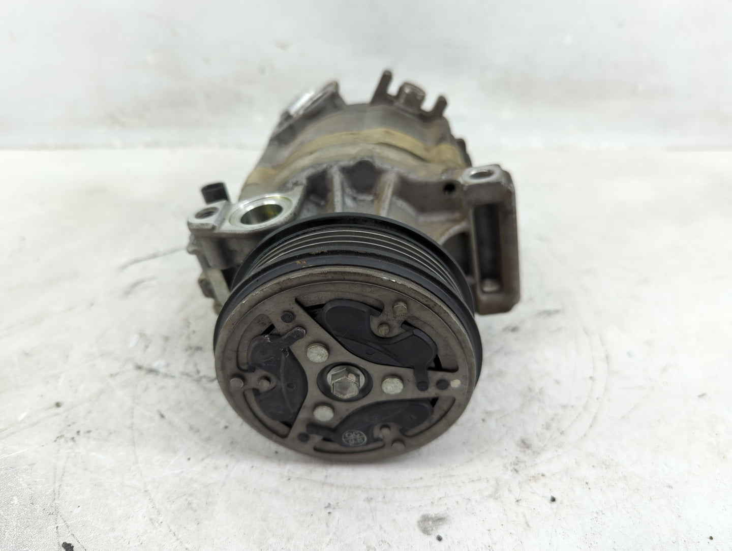 2016-2022 Chevrolet Spark Air Conditioning A/c Ac Compressor Oem - Oemusedautoparts1.com