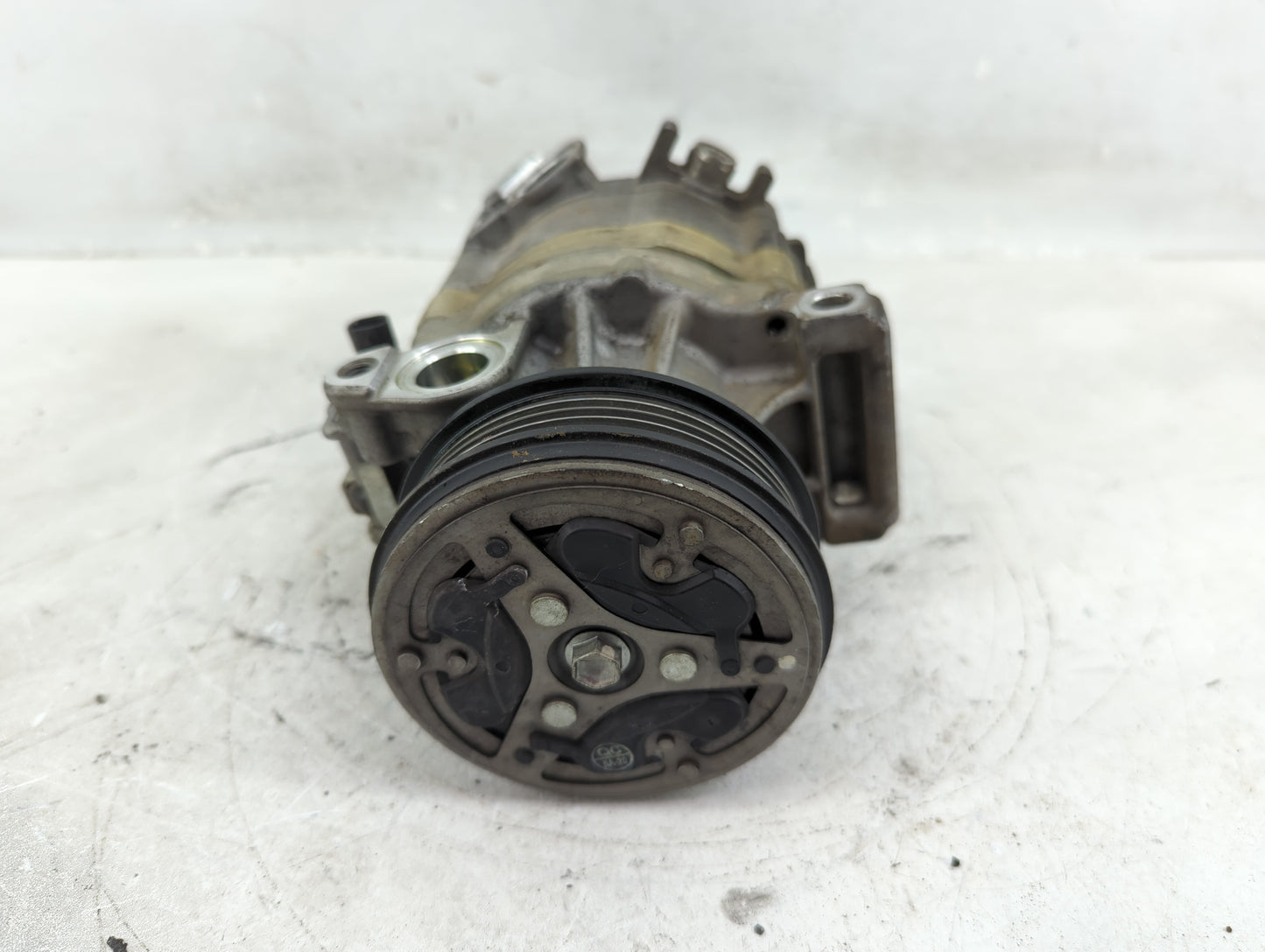 2016-2022 Chevrolet Spark Air Conditioning A/c Ac Compressor Oem - Oemusedautoparts1.com