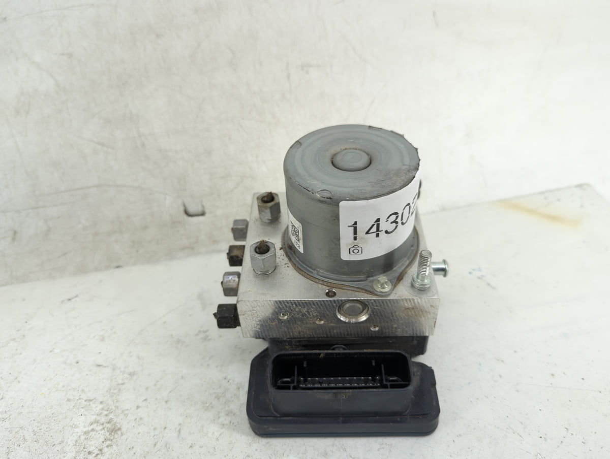 2019-2022 Chevrolet Spark Anti-Lock Brake ABS Pump Module Actuator OEM P/N:544764491 Fits Fits 2019 2020 2021 2022 OEM Used 