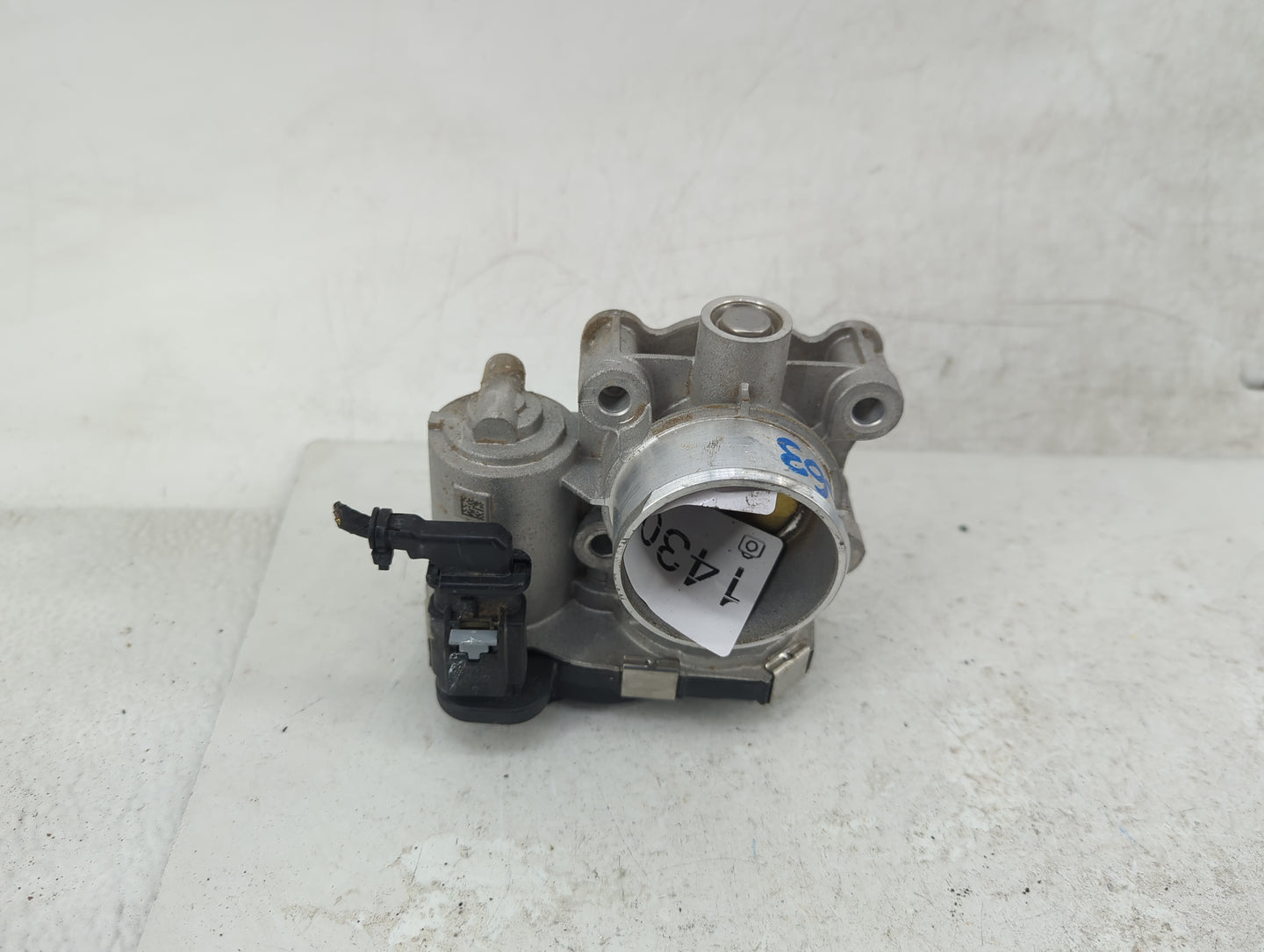 2016-2022 Chevrolet Spark Throttle Body P/N:12673014 Fits Fits 2016 2017 2018 2019 2020 2021 2022 OEM Used Auto Parts - Oemu