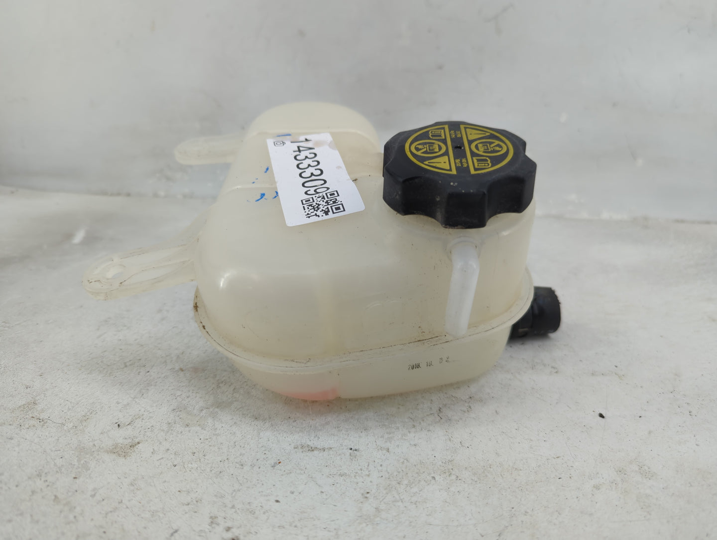 2016 Chevrolet Spark Radiator Coolant Overflow Expansion Tank Bottle 1433309 - Oemusedautoparts1.com
