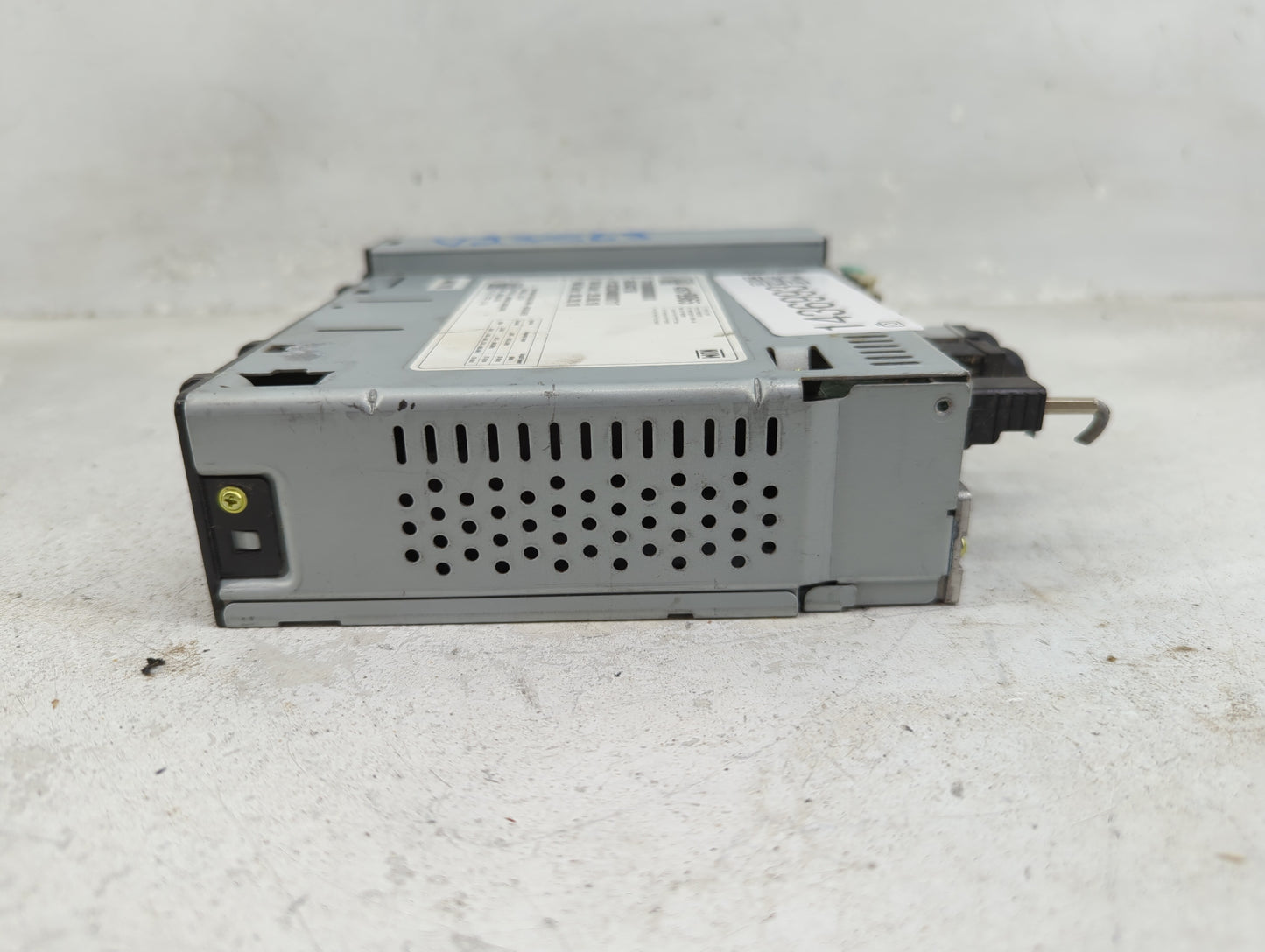 2019 Chevrolet Spark Radio AM FM Cd Player Receiver Replacement P/N:42679965 555343750, ID7SF Fits OEM Used Auto Parts - Oem