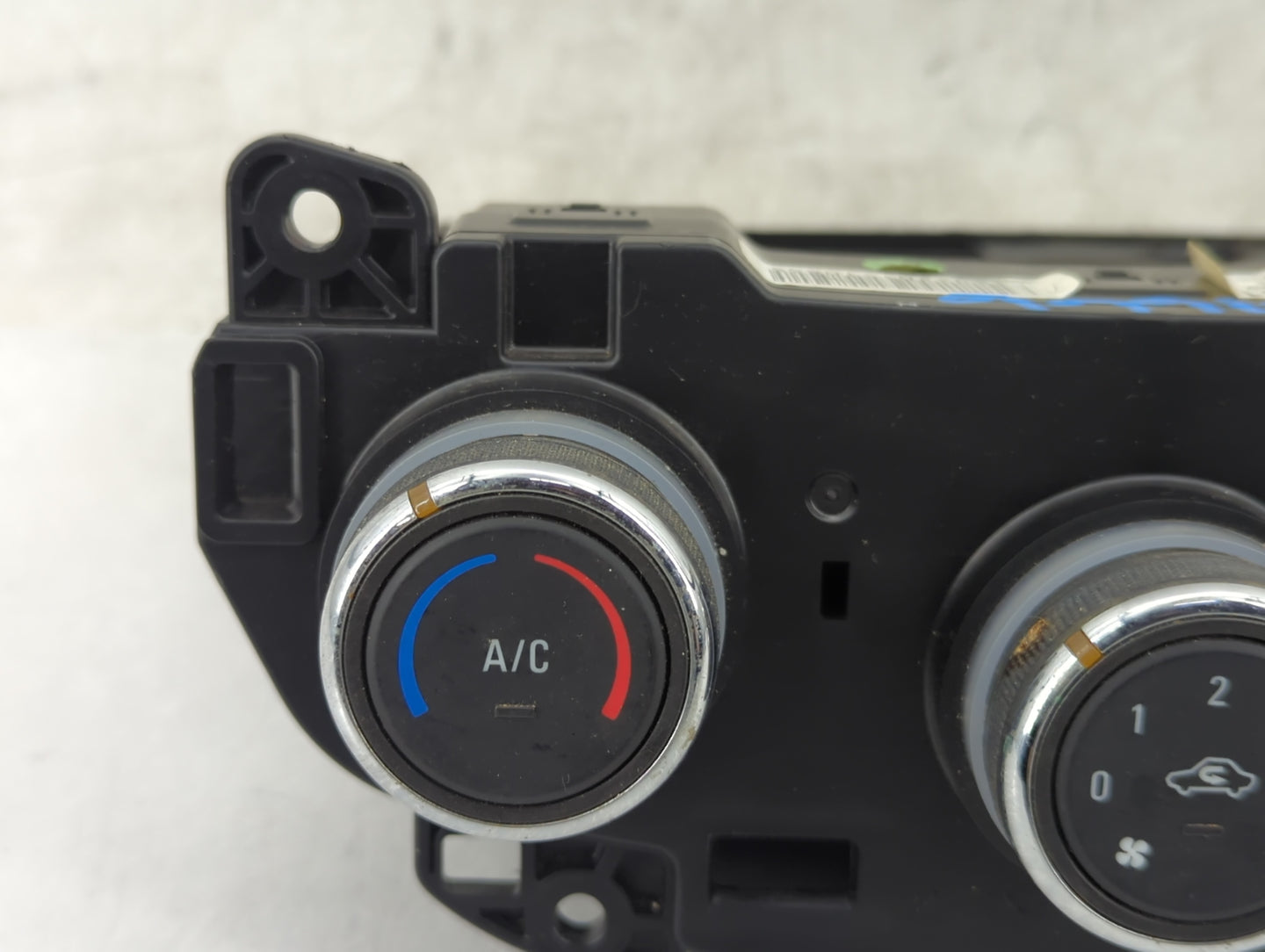 2019-2022 Chevrolet Spark Climate Control Module Temperature AC/Heater Replacement P/N:42620151 6948G0210 Fits OEM Used Auto