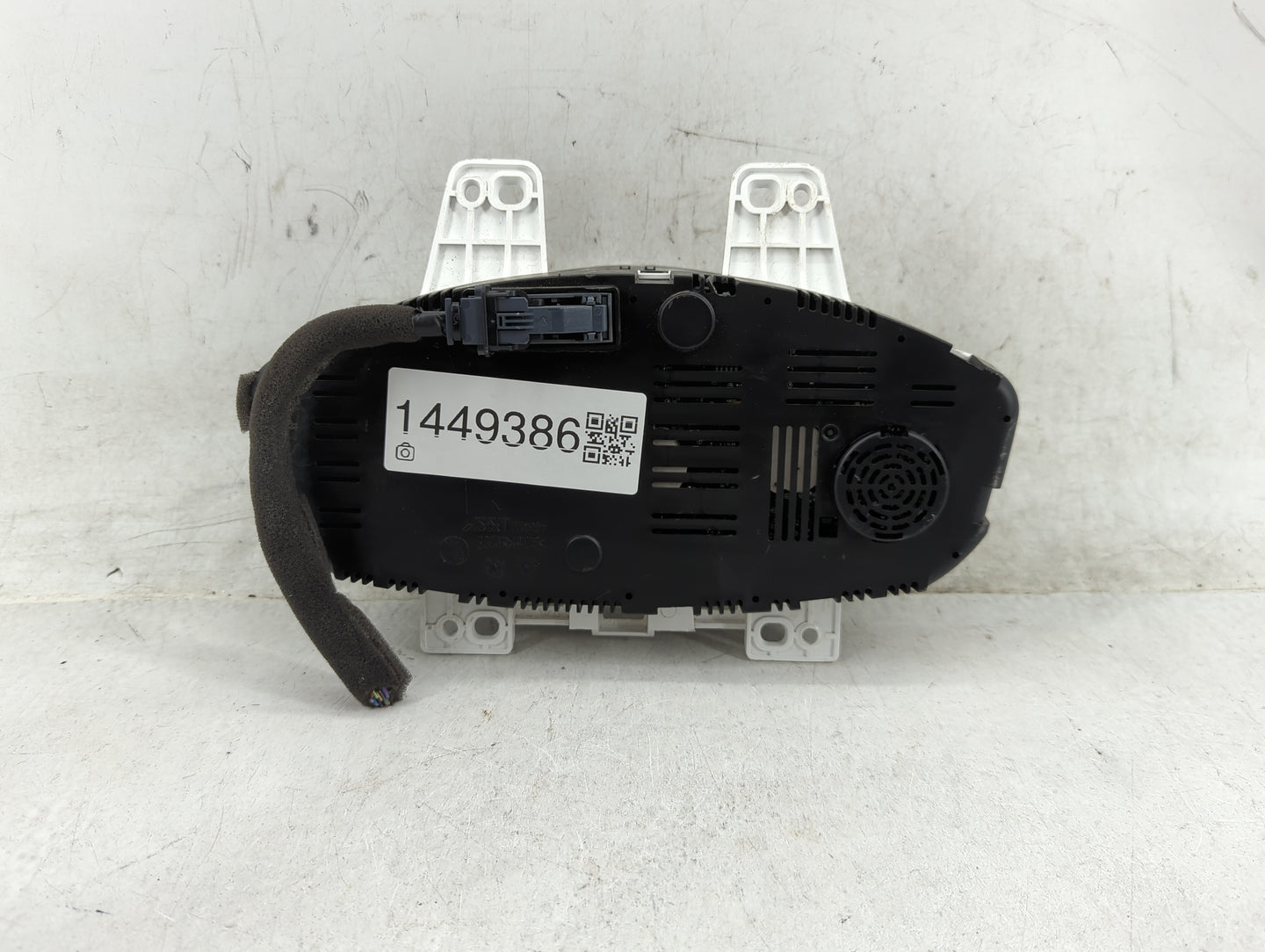 2019-2021 Chevrolet Spark Instrument Cluster Speedometer Gauges P/N:42680492 Fits Fits 2019 2020 2021 OEM Used Auto Parts - 
