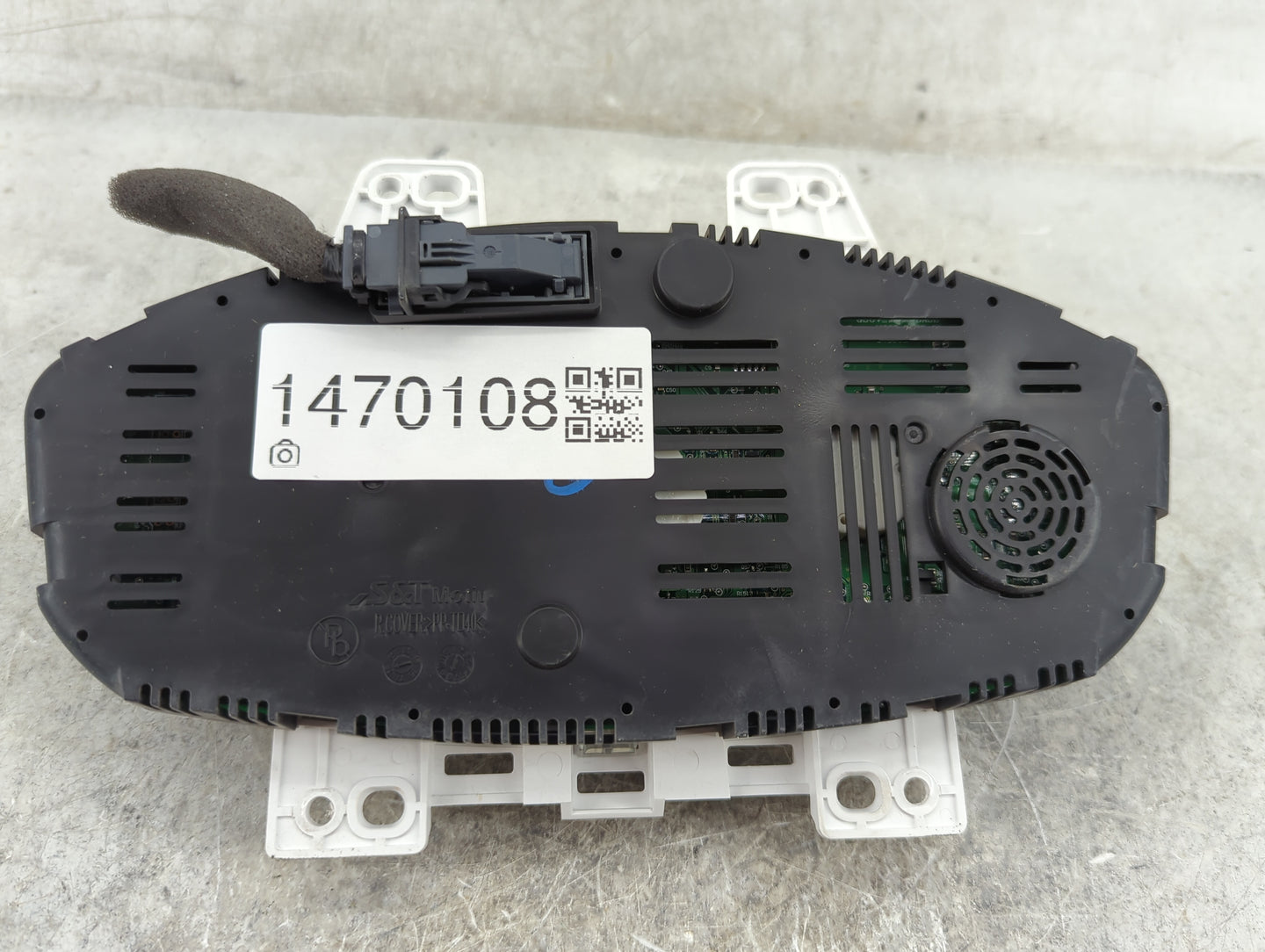 2019-2021 Chevrolet Spark Instrument Cluster Speedometer Gauges P/N:42680493 688437714 Miles: Fits Fits 2019 2020 2021 OEM U