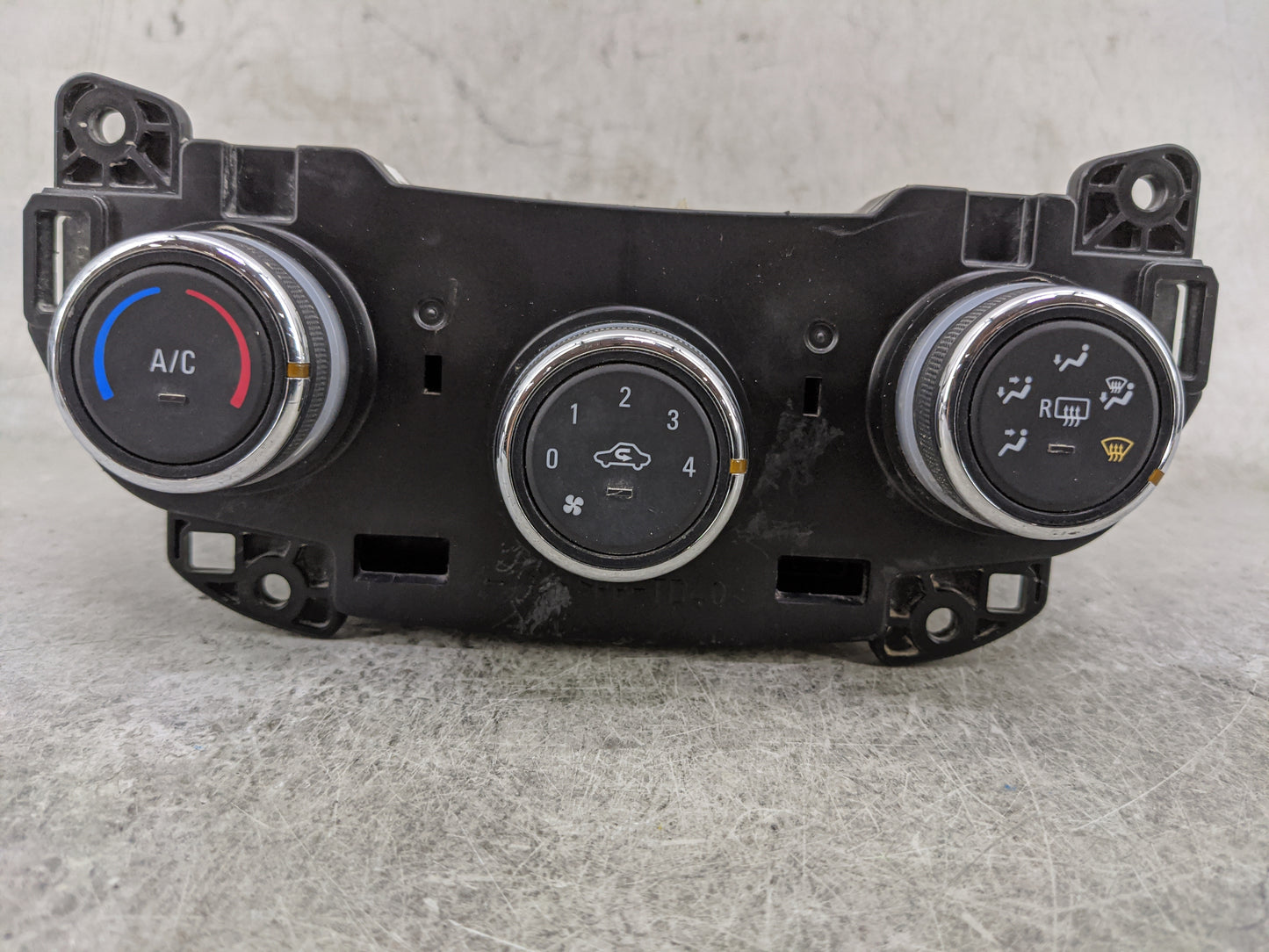 2019-2022 Chevrolet Spark Climate Control Module Temperature AC/Heater Replacement P/N:4262015 323010000000X Fits OEM Used A