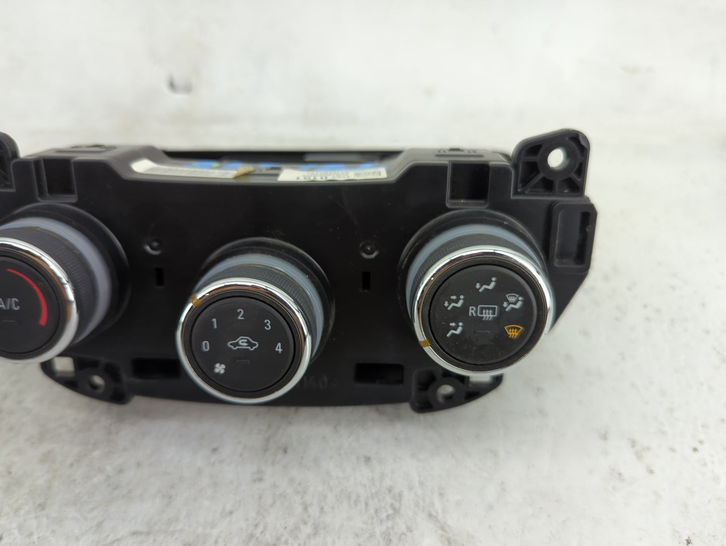 2019-2022 Chevrolet Spark Climate Control Module Temperature AC/Heater Replacement P/N:42620151 3230100000X Fits OEM Used Au