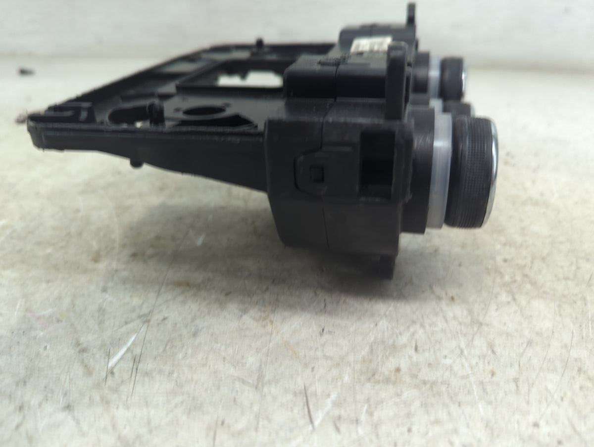 2019 Chevrolet Spark Climate Control Module Temperature AC/Heater Replacement P/N:H11911ZKHA0B0503 C948002.10, 3Z2801000000X