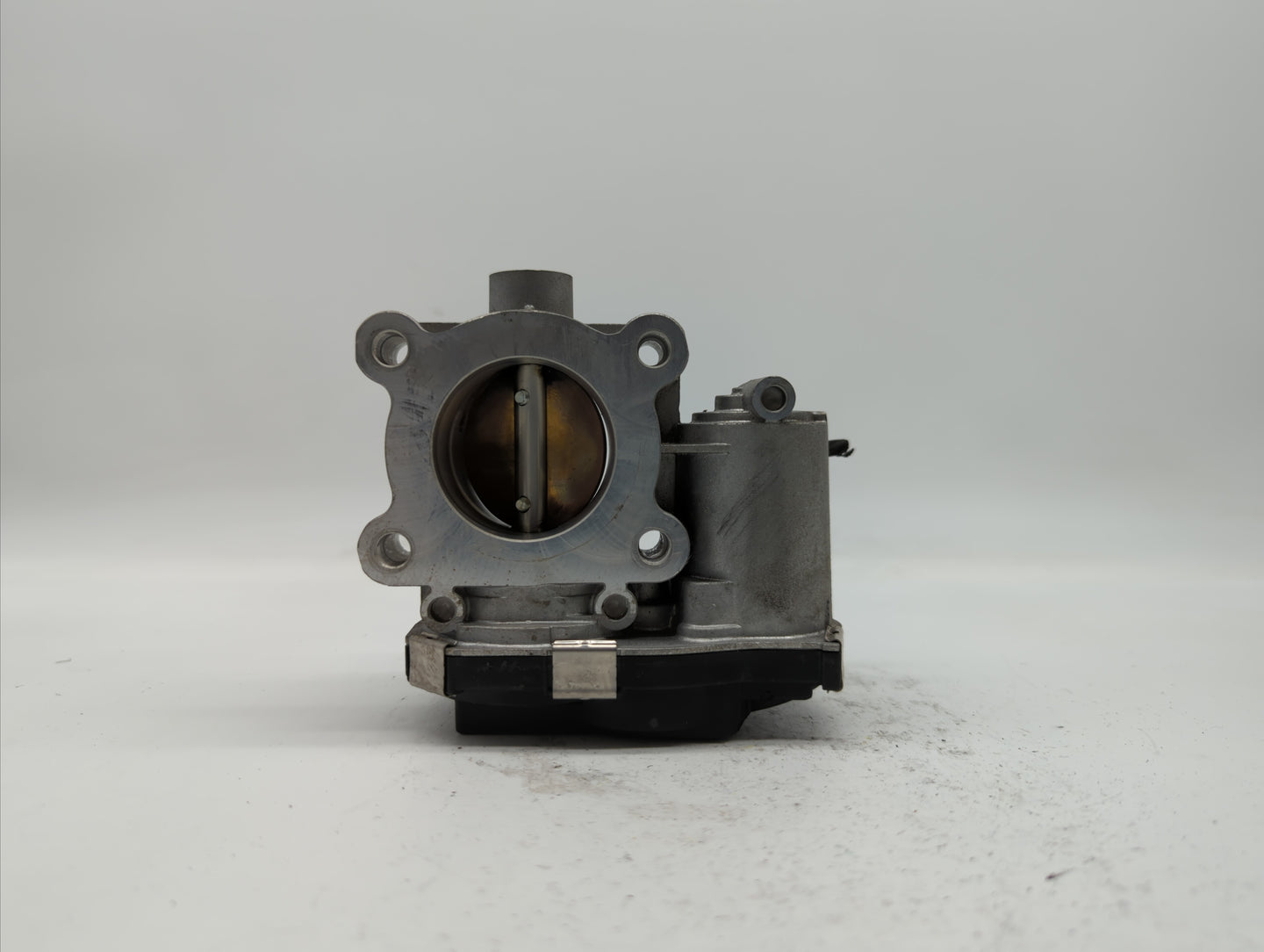 2016-2018 Chevrolet Spark Throttle Body P/N:12673014 Fits Fits 2016 2017 2018 OEM Used Auto Parts - Oemusedautoparts1.com