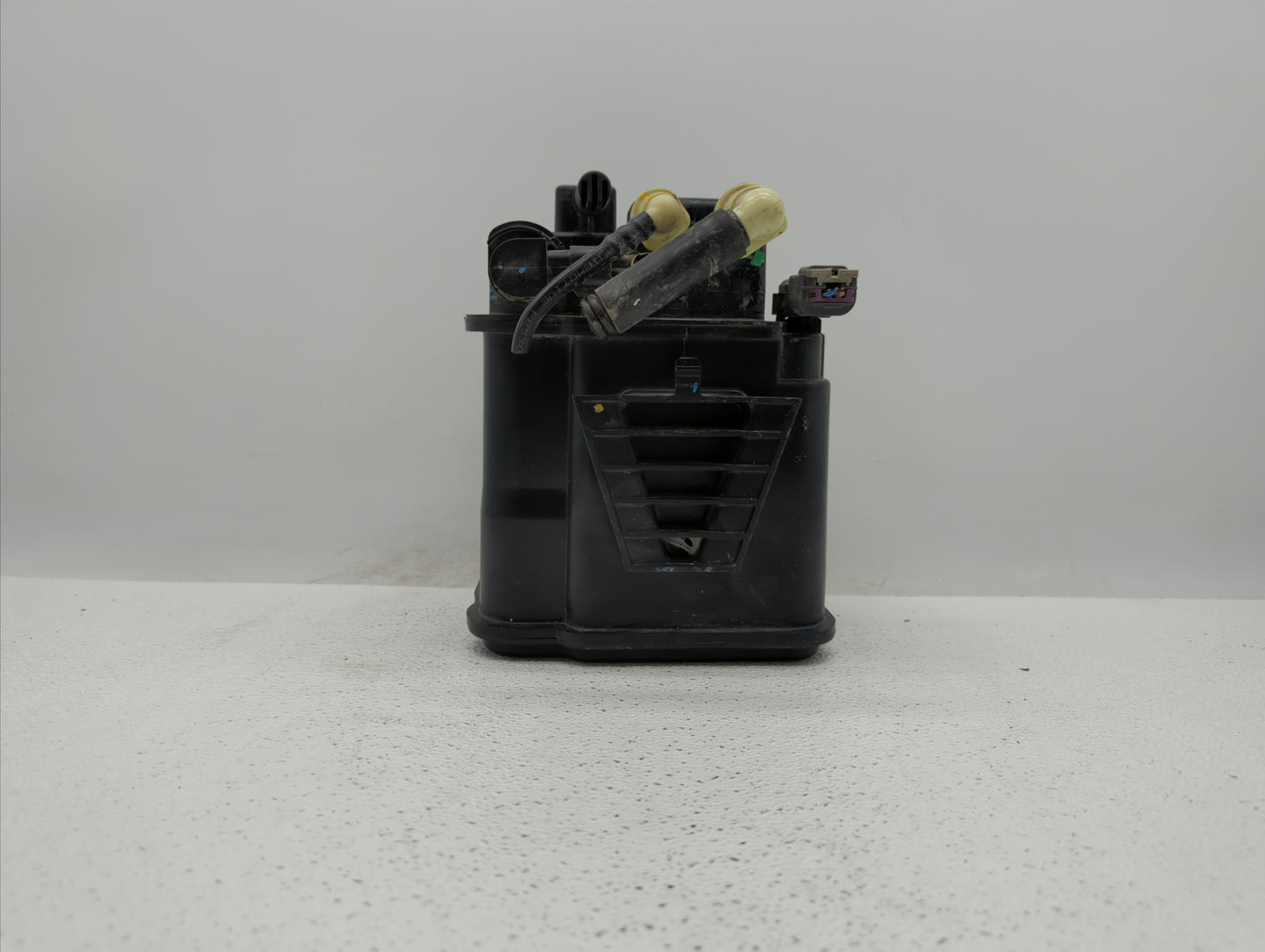 2019 Chevrolet Spark Fuel Vapor Charcoal Canister - Oemusedautoparts1.com