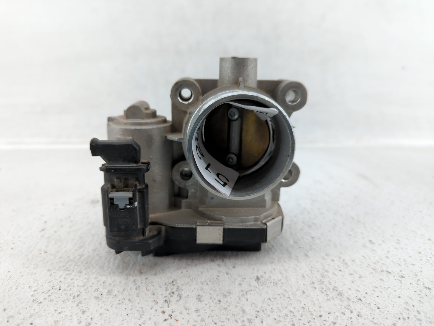 2016-2022 Chevrolet Spark Throttle Body P/N:12673014 Fits Fits 2016 2017 2018 2019 2020 2021 2022 OEM Used Auto Parts - Oemu