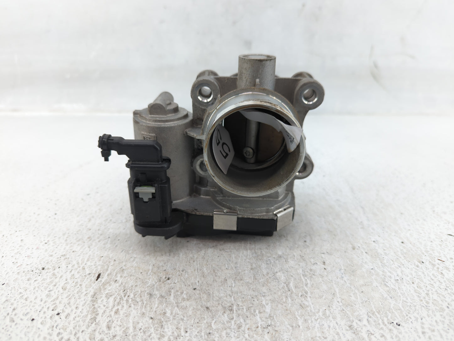 2016-2022 Chevrolet Spark Throttle Body P/N:12673014 Fits Fits 2016 2017 2018 2019 2020 2021 2022 OEM Used Auto Parts - Oemu