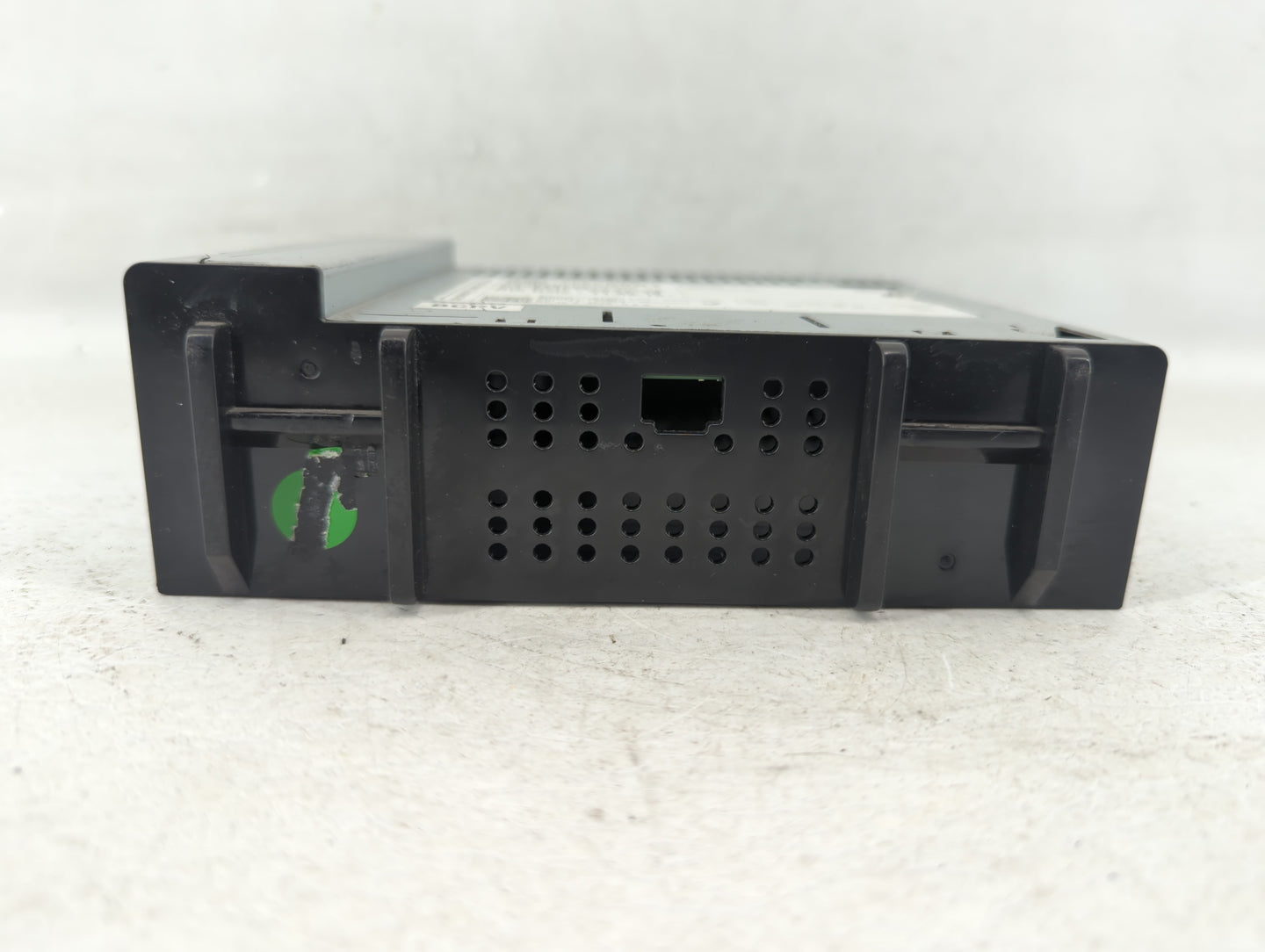 2019-2019 Chevrolet Spark Am Fm Cd Player Radio Receiver - Oemusedautoparts1.com