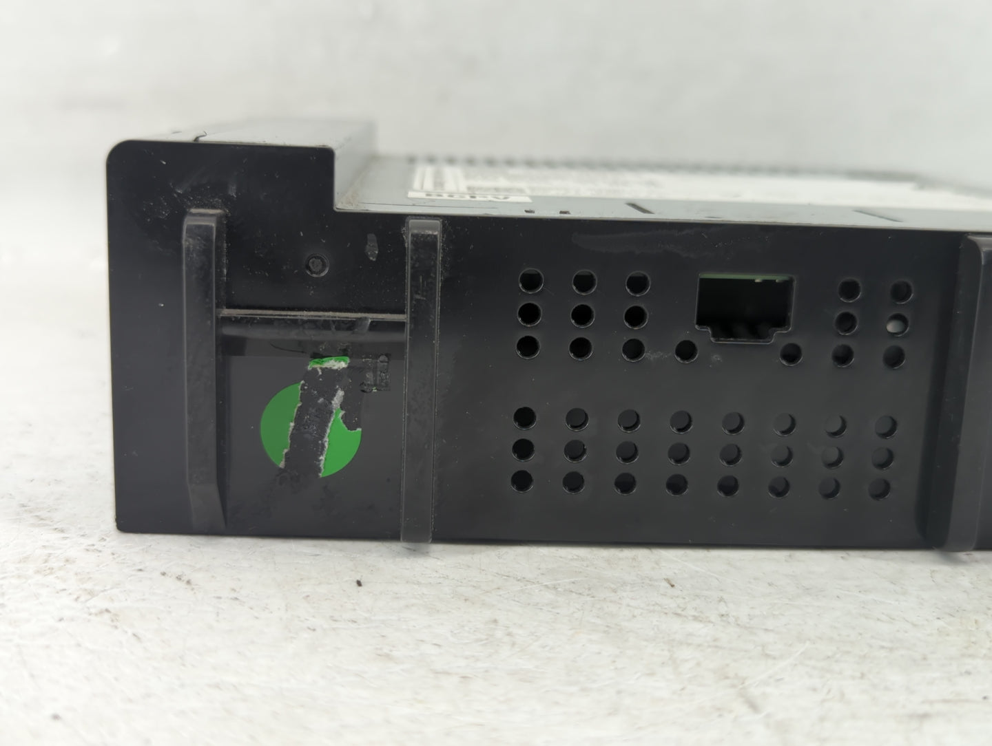 2019-2019 Chevrolet Spark Am Fm Cd Player Radio Receiver - Oemusedautoparts1.com