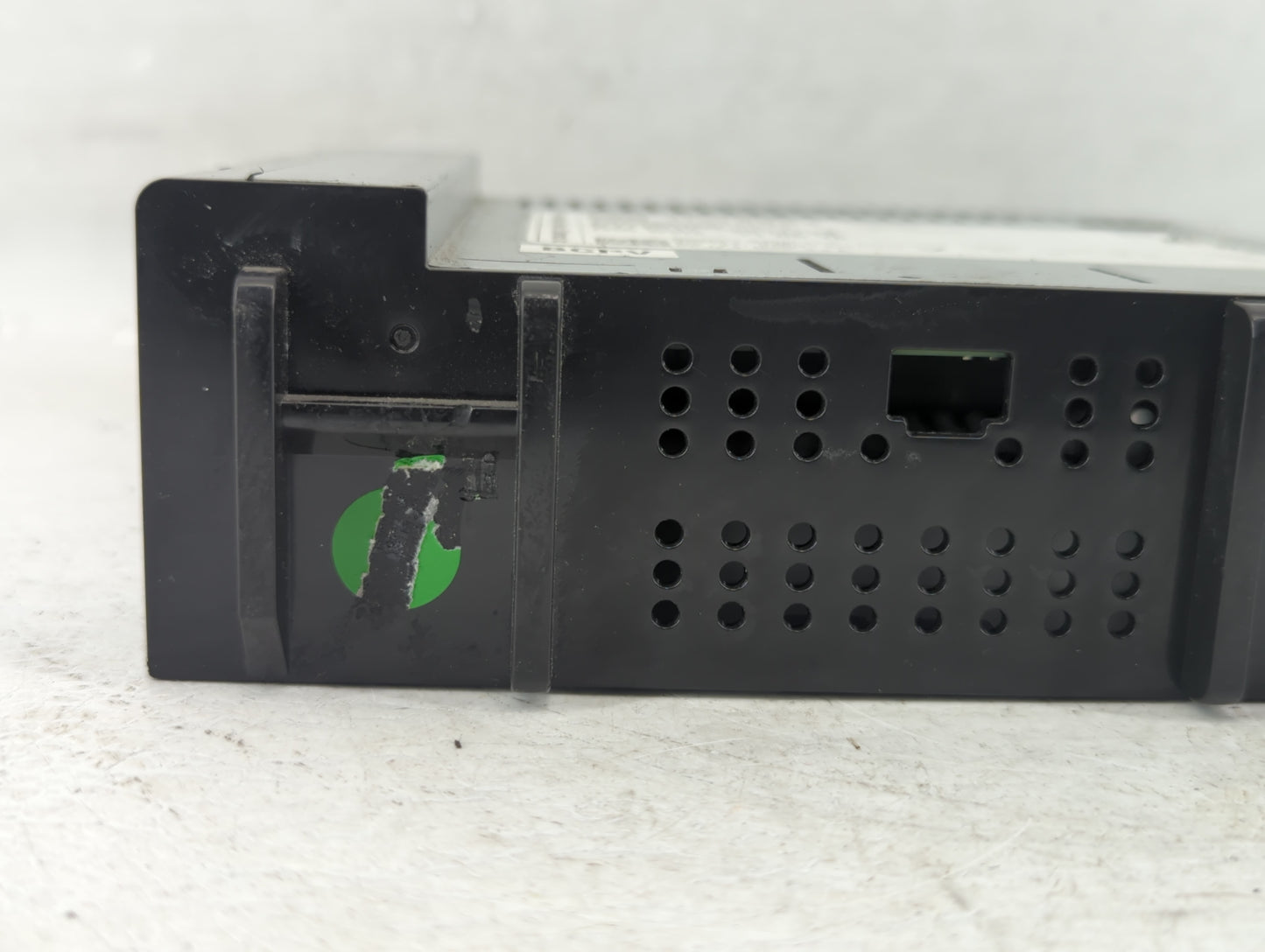 2019-2019 Chevrolet Spark Am Fm Cd Player Radio Receiver - Oemusedautoparts1.com