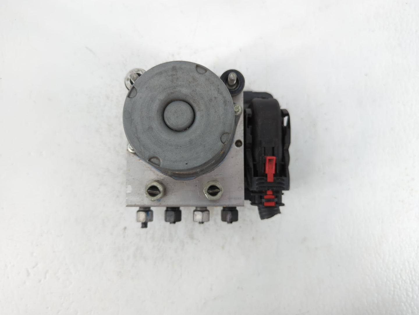 2019-2022 Chevrolet Spark ABS Pump Control Module Replacement P/N:42620114 Fits Fits 2019 2020 2021 2022 OEM Used Auto Parts