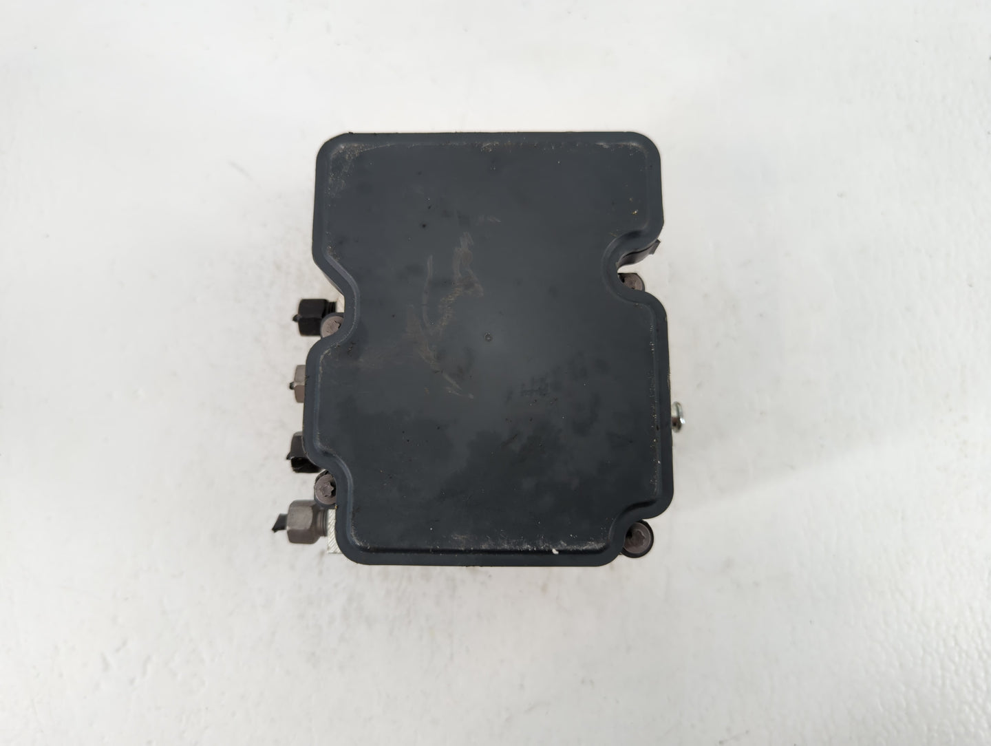 2019-2022 Chevrolet Spark ABS Pump Control Module Replacement P/N:42620114 Fits Fits 2019 2020 2021 2022 OEM Used Auto Parts